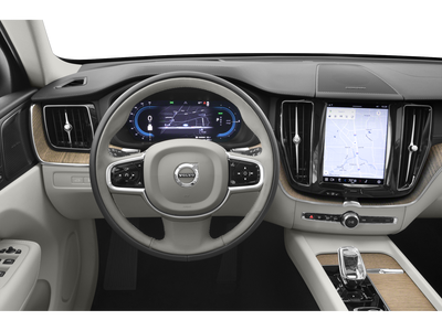 2025 Volvo XC60 Core