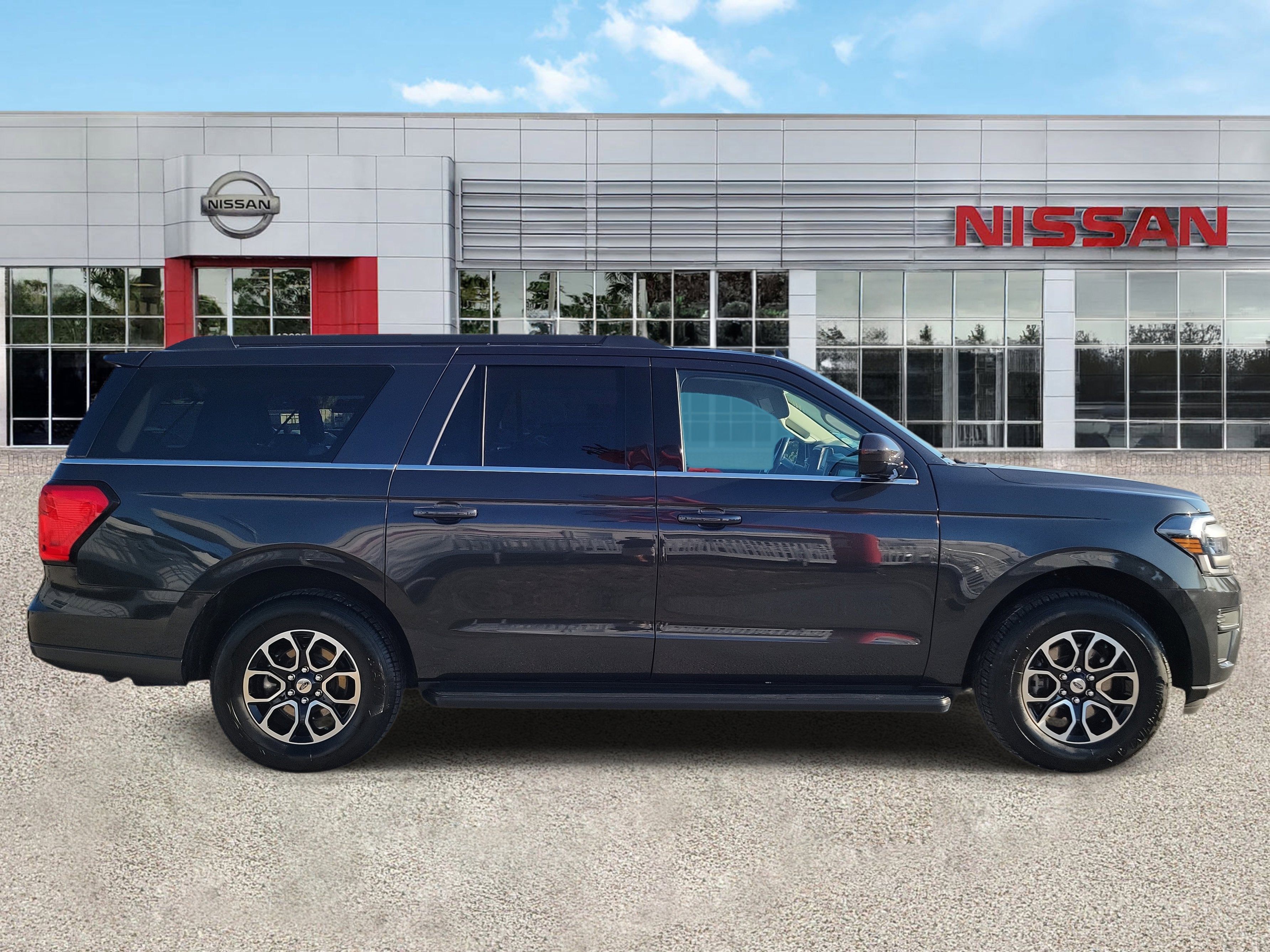 2024 Ford Expedition Max XLT