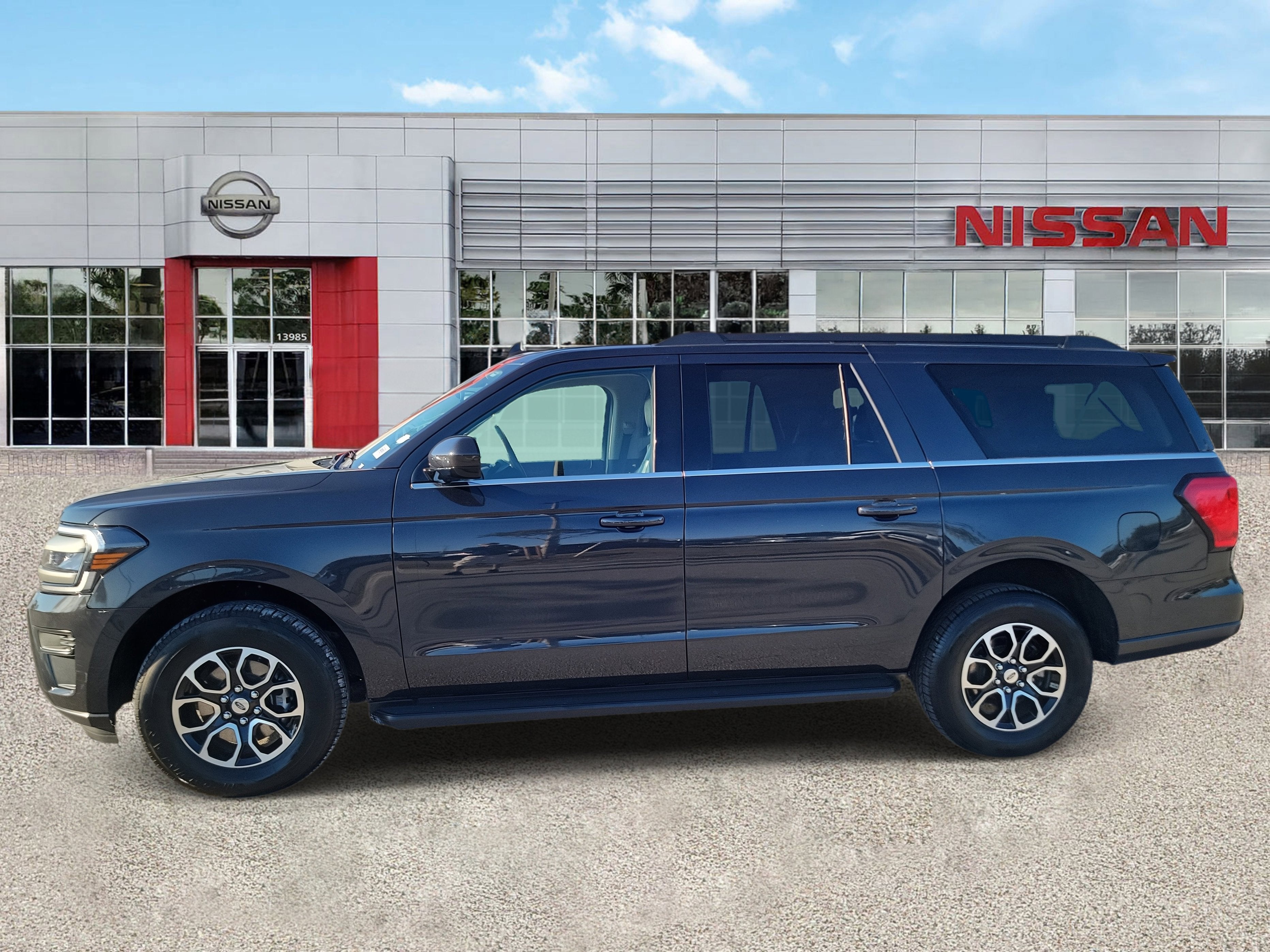 2024 Ford Expedition Max XLT