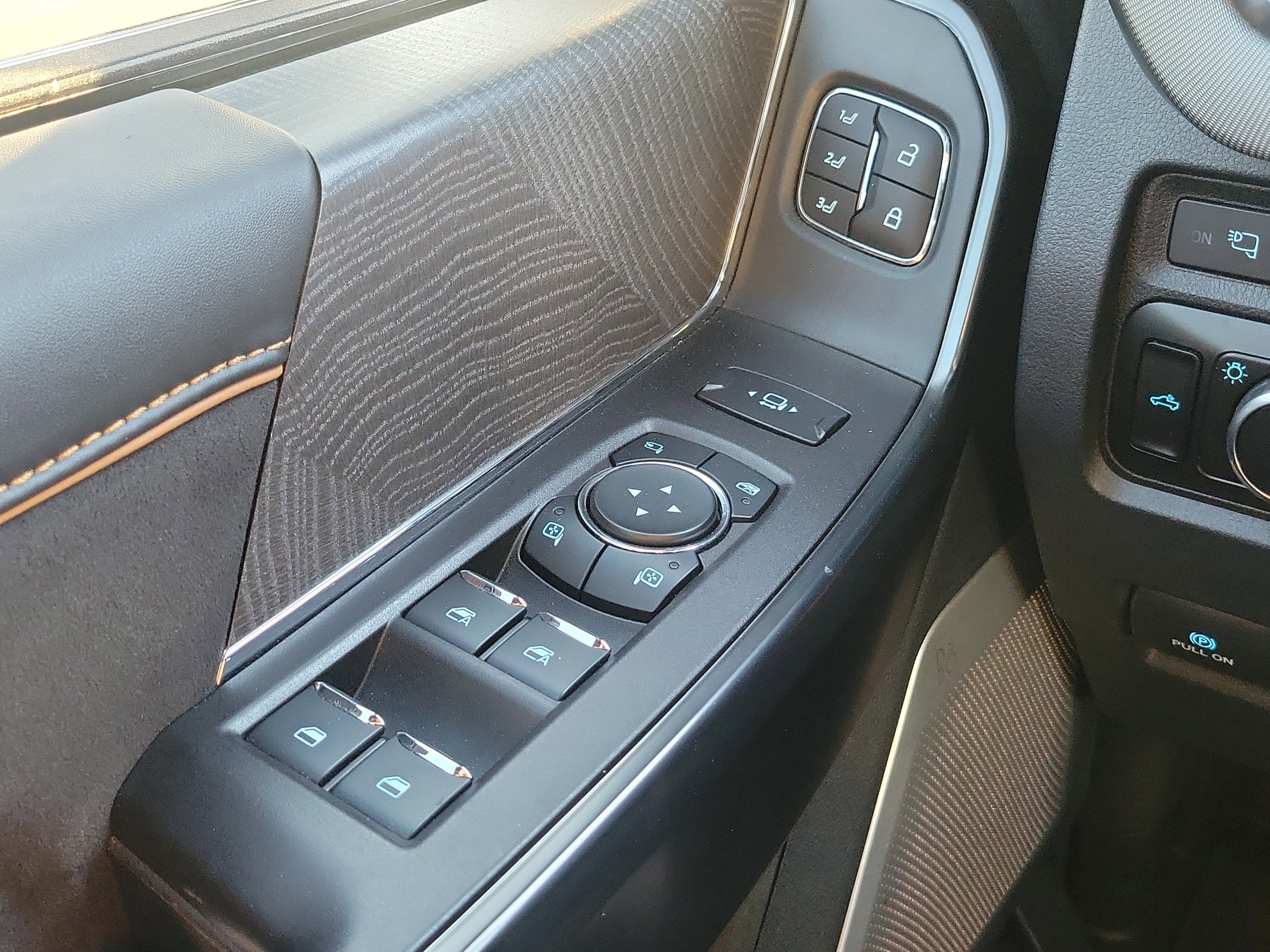 2024 Ford Super Duty F-250 SRW Platinum