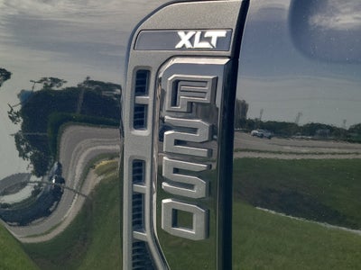 2023 Ford Super Duty F-250 SRW XLT