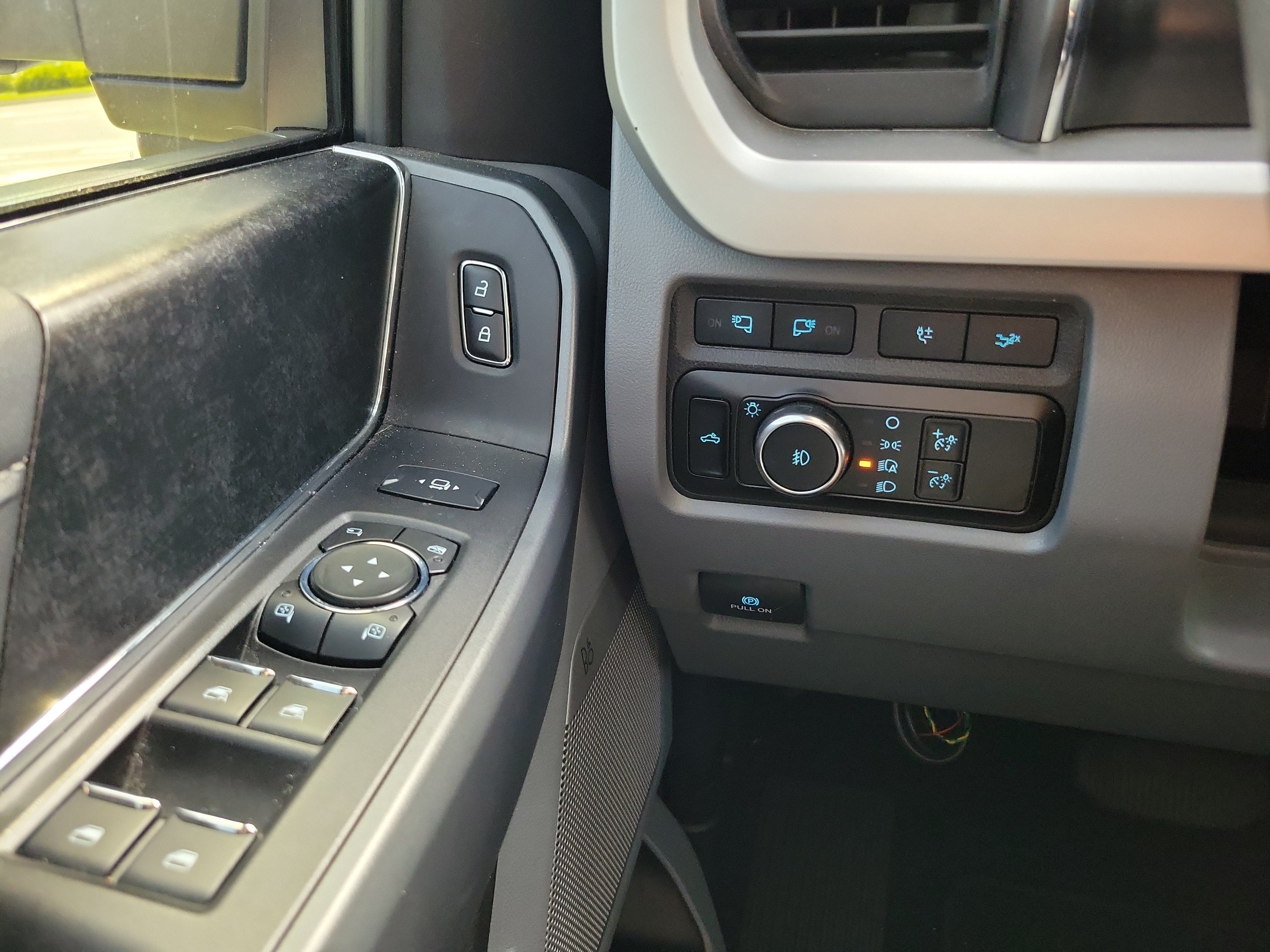 2023 Ford Super Duty F-250 SRW XLT