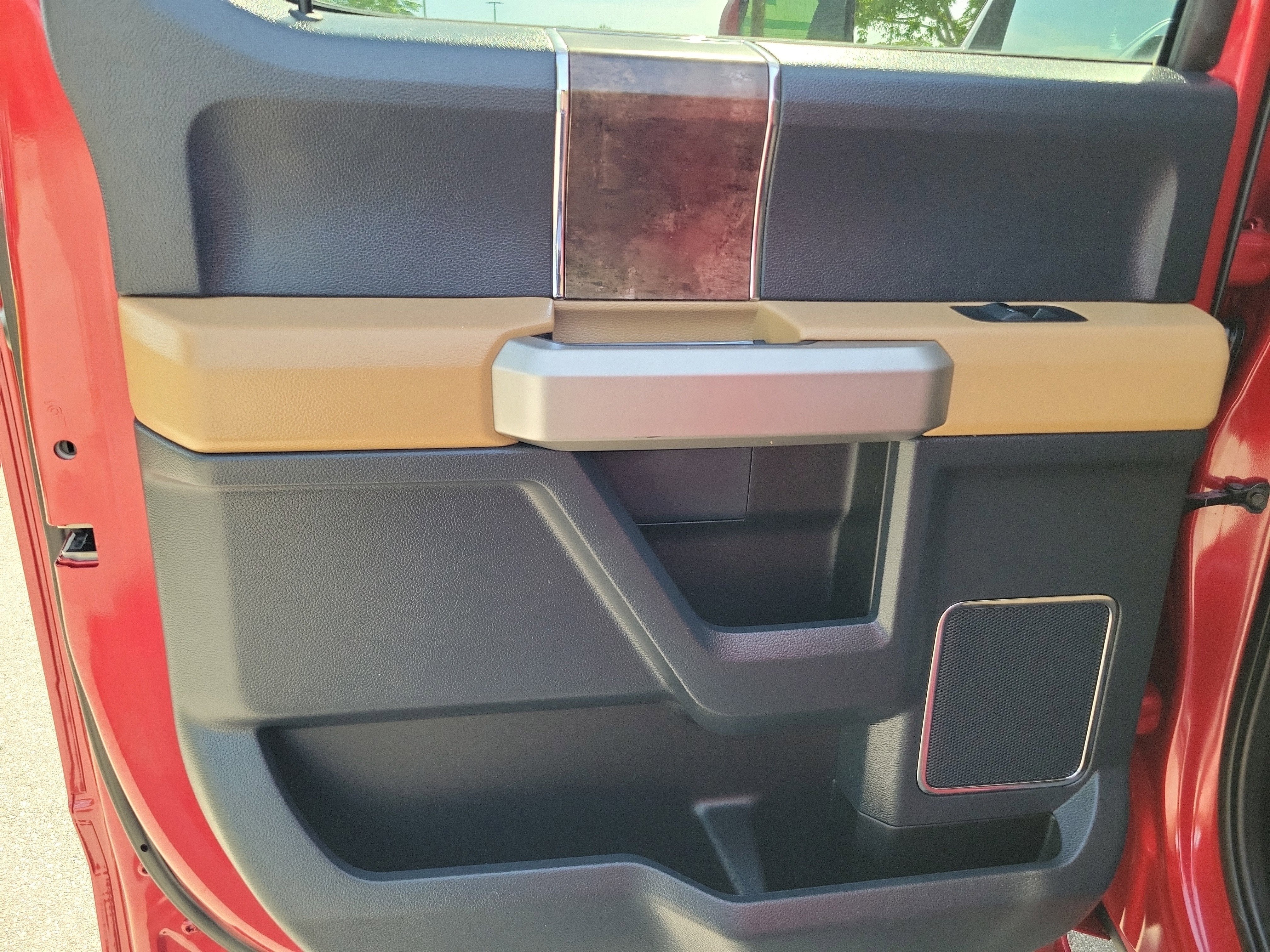 2022 Ford Super Duty F-250 SRW LARIAT
