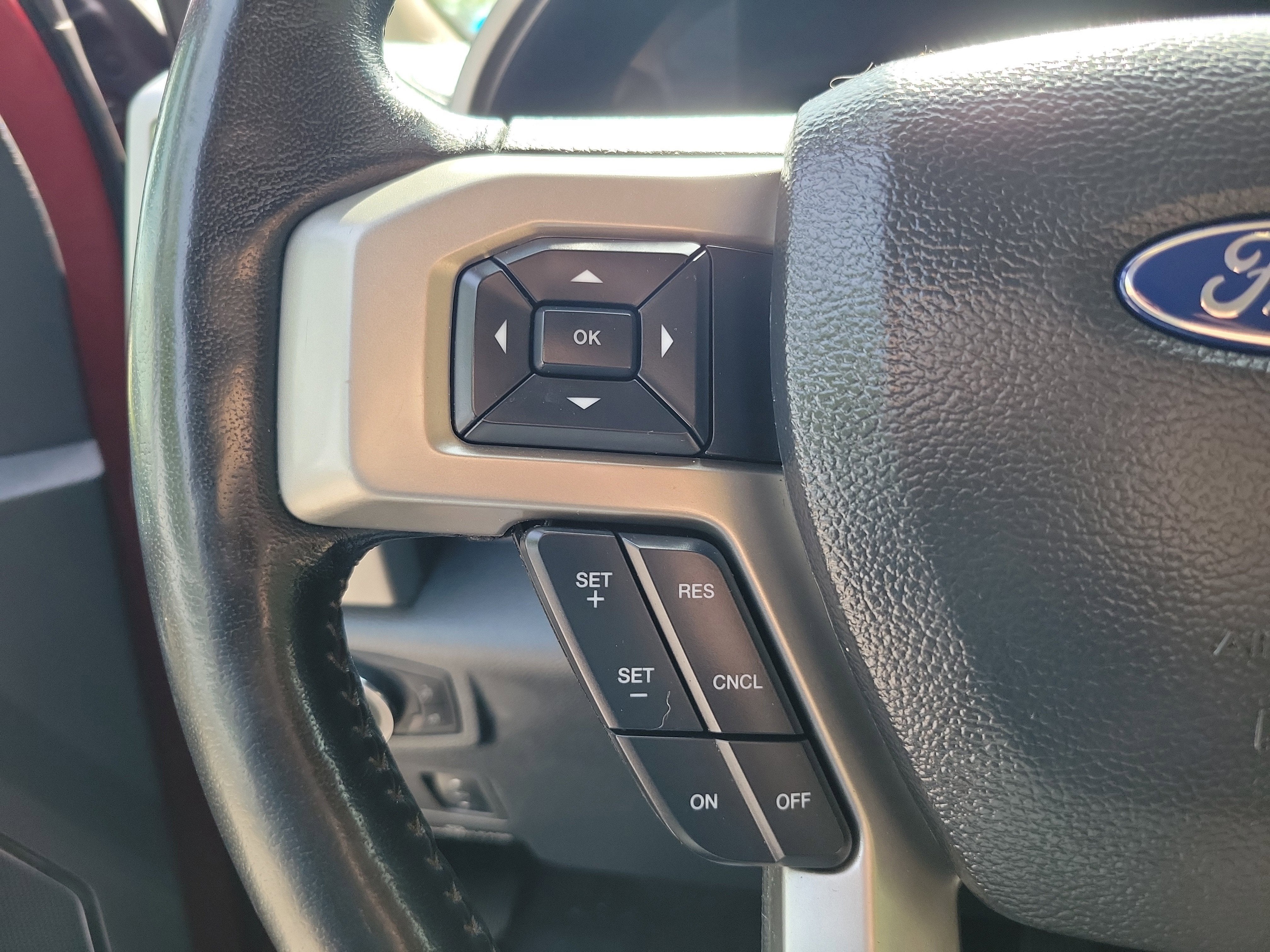 2022 Ford Super Duty F-250 SRW LARIAT