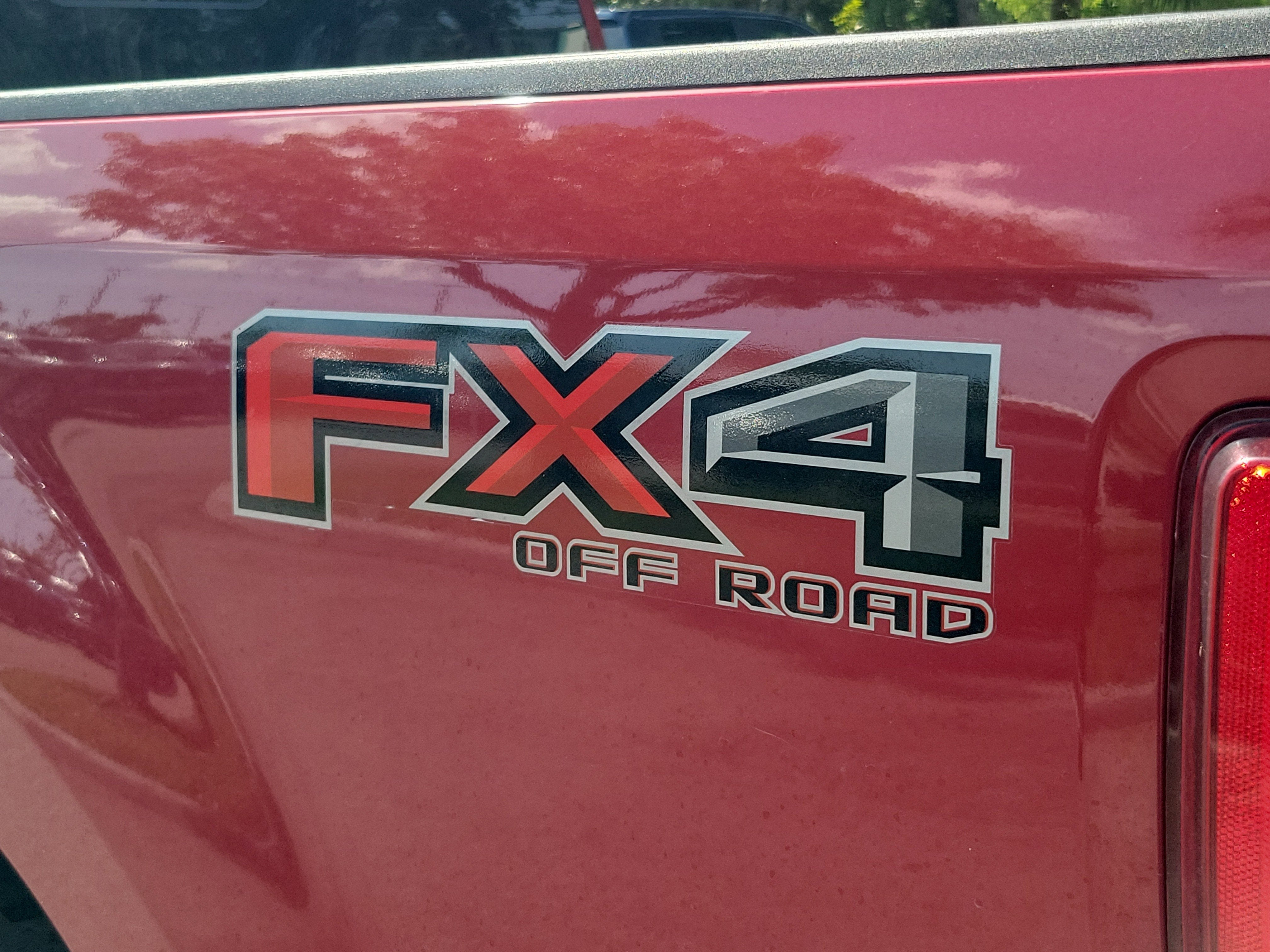 2022 Ford Super Duty F-250 SRW LARIAT