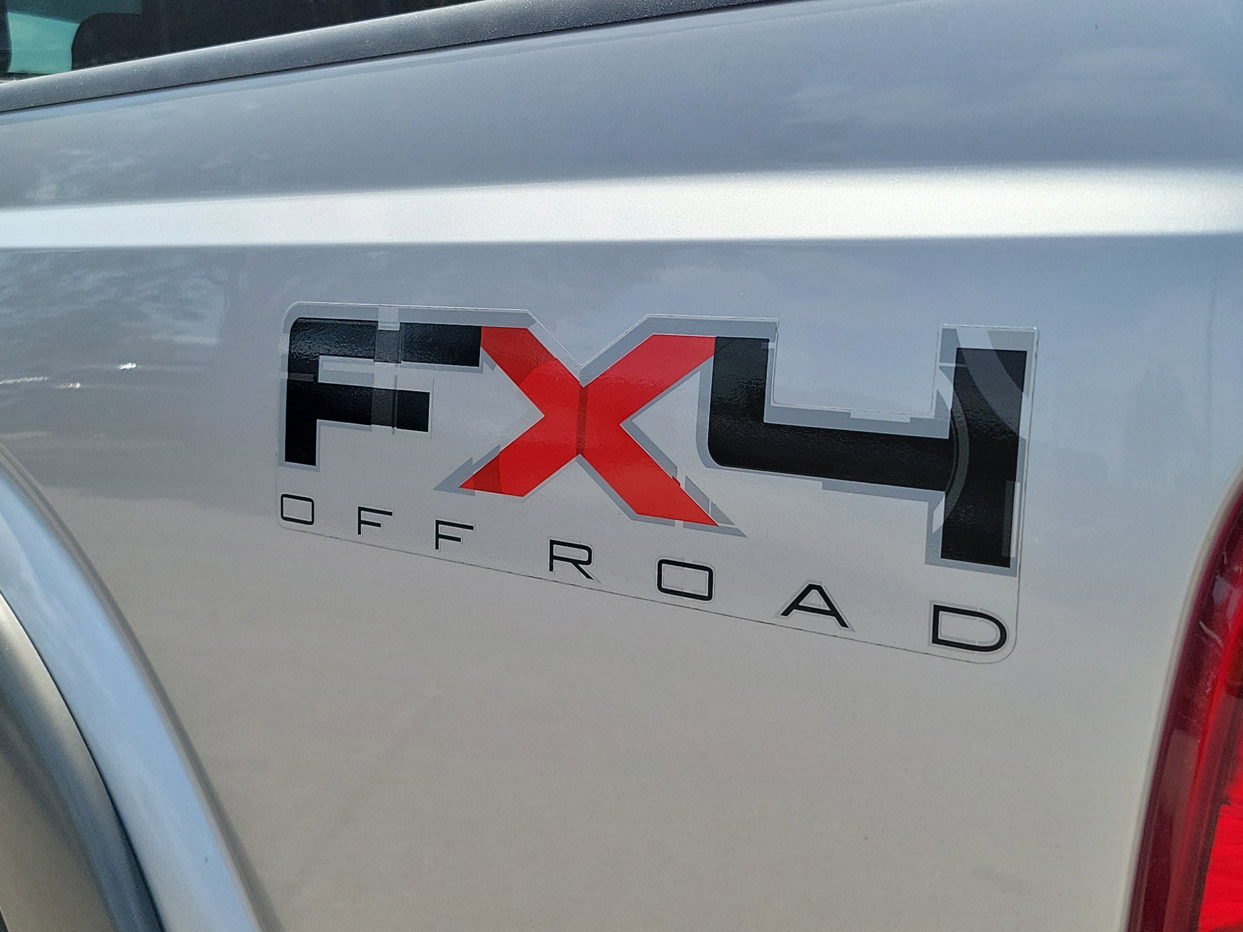 2011 Ford Super Duty F-350 SRW Lariat