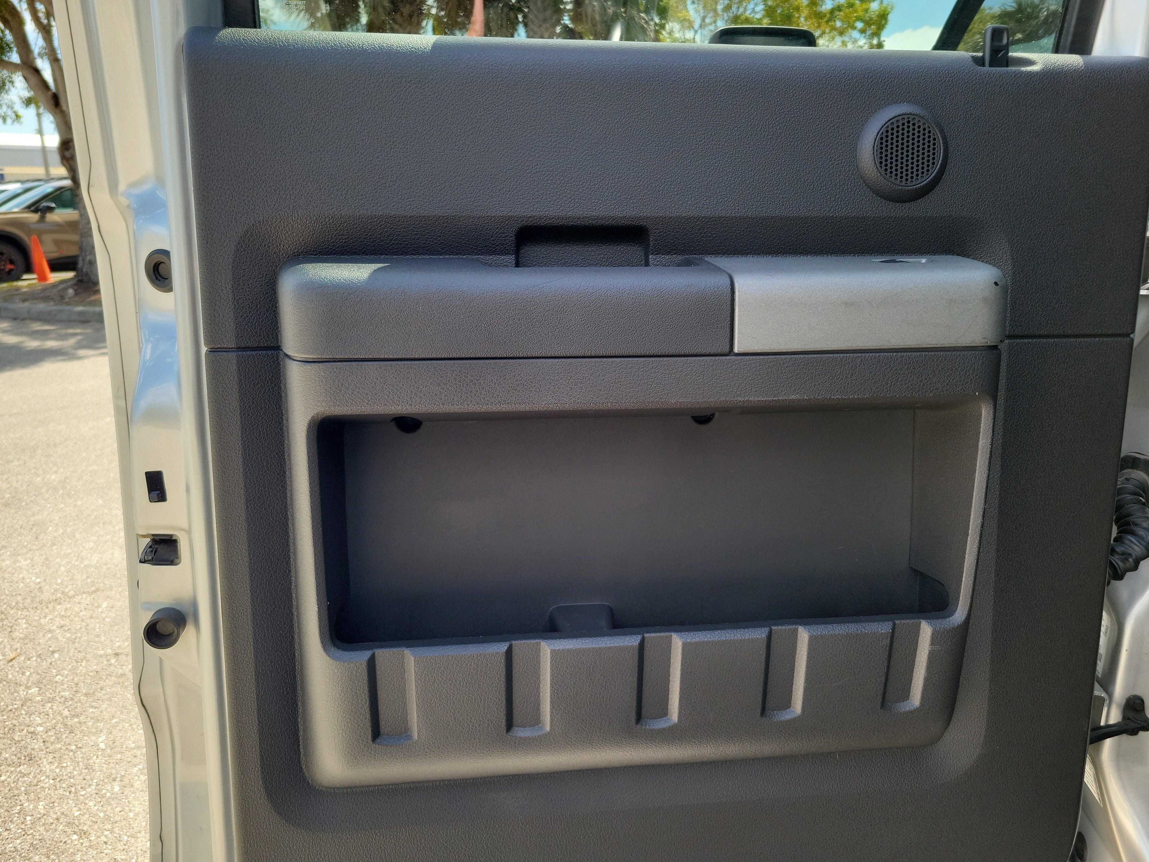 2011 Ford Super Duty F-350 SRW Lariat