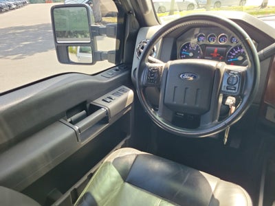 2011 Ford Super Duty F-350 SRW Lariat