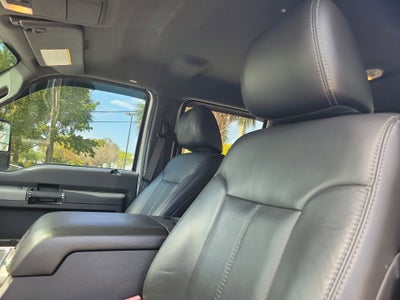 2011 Ford Super Duty F-350 SRW Lariat
