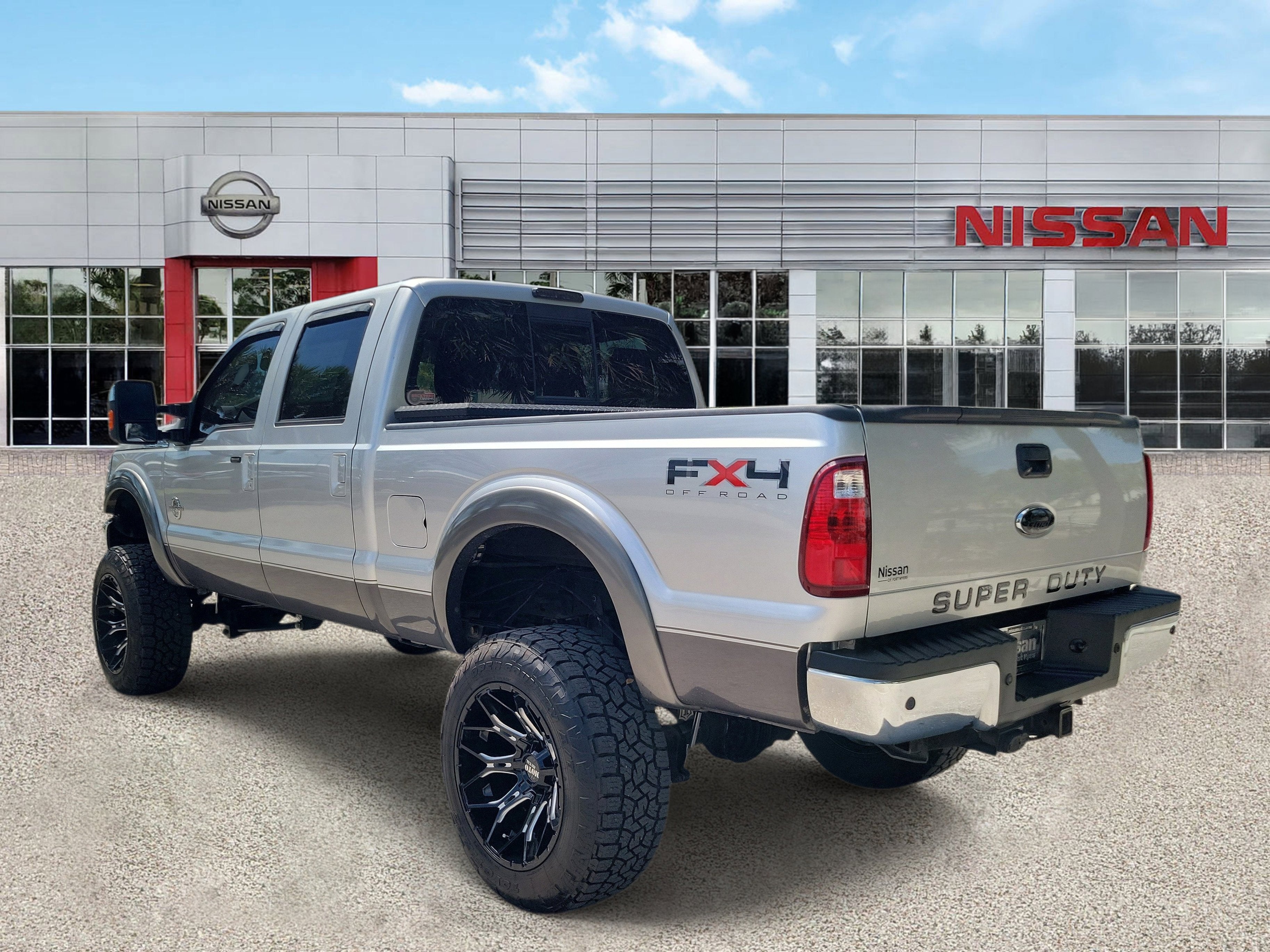 2011 Ford Super Duty F-350 SRW Lariat