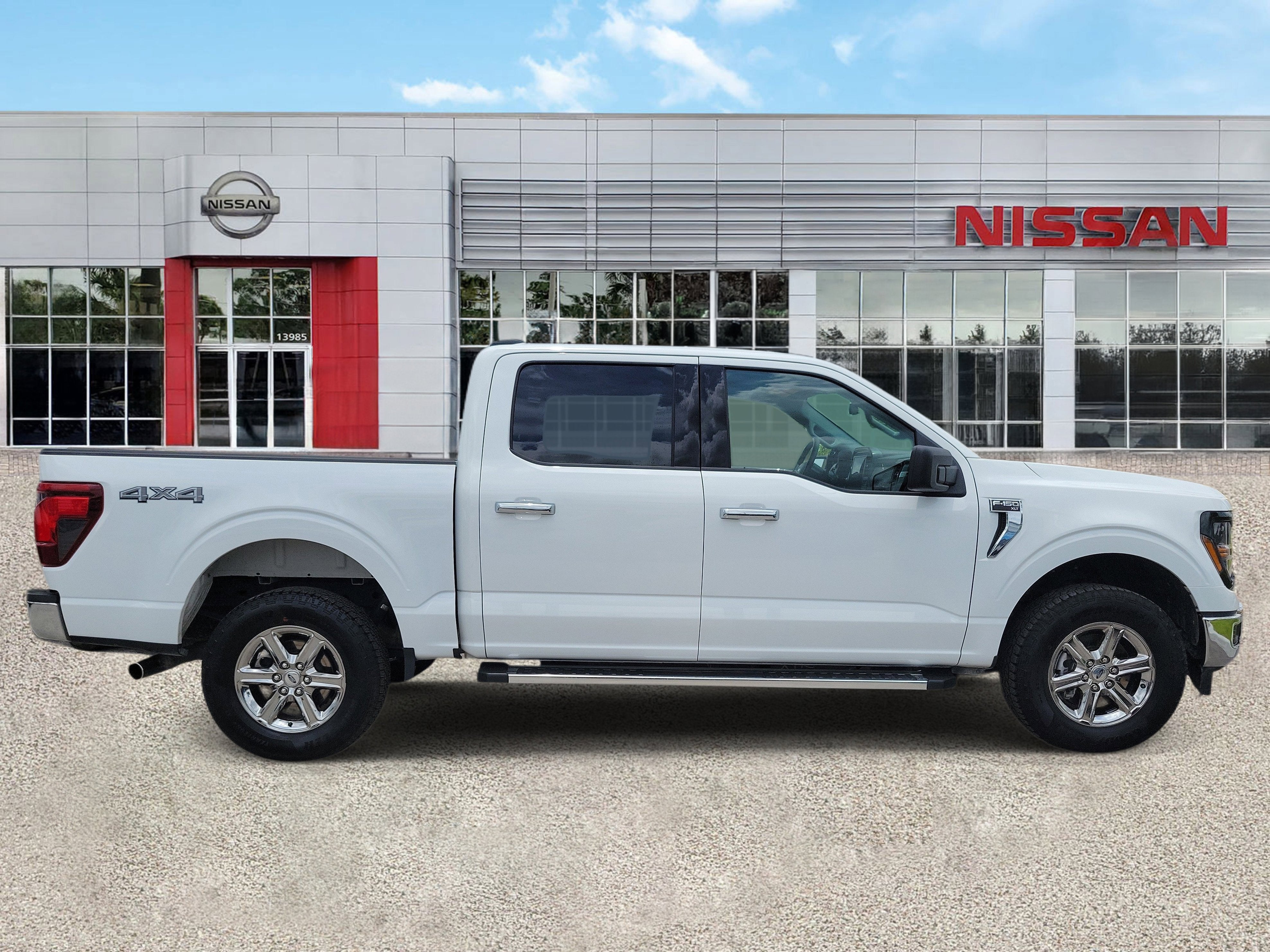 2025 Ford F-150 XLT