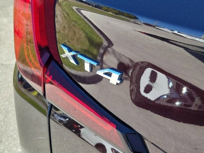 2021 Cadillac XT4 FWD Premium Luxury