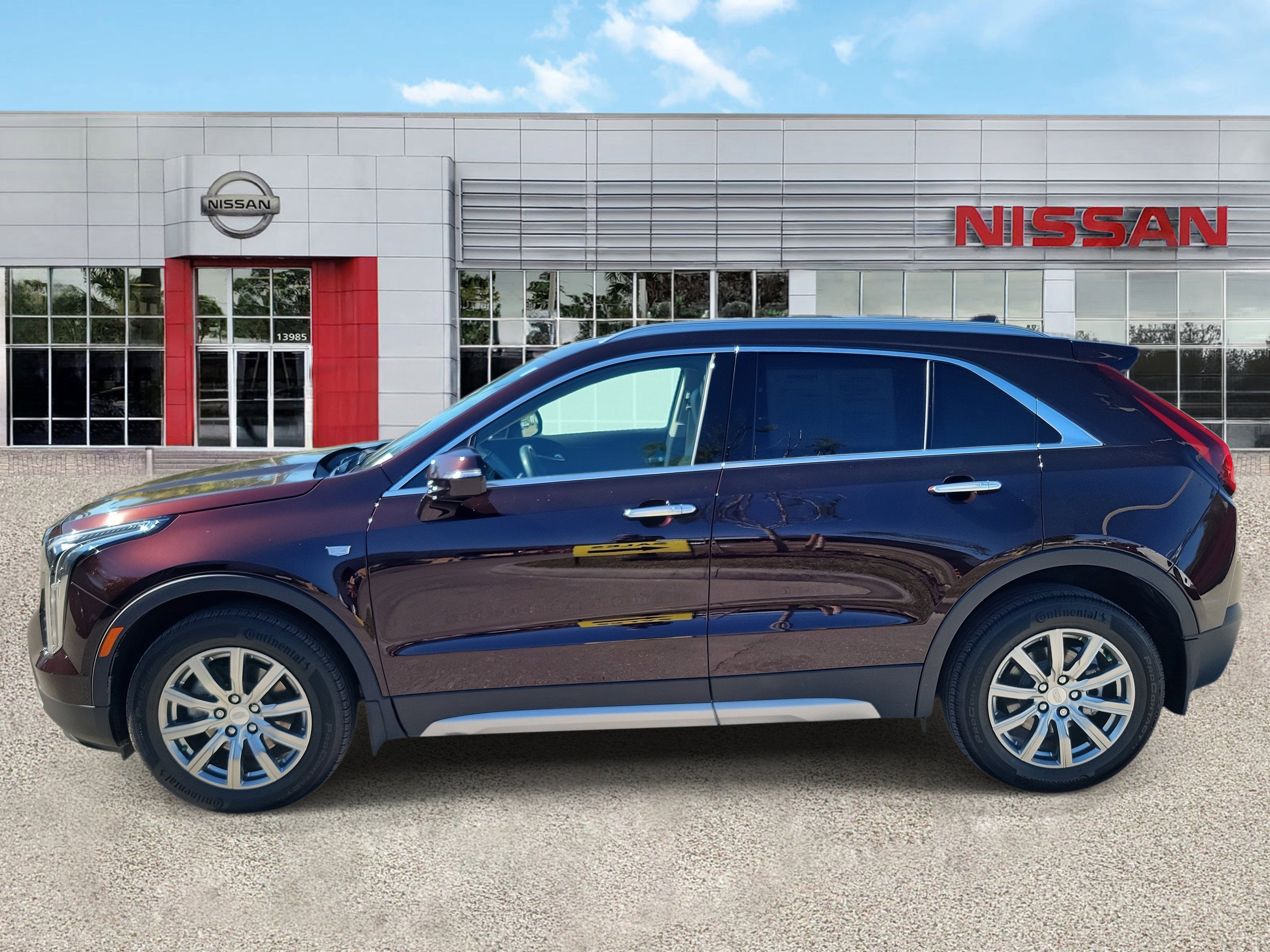 2021 Cadillac XT4 FWD Premium Luxury