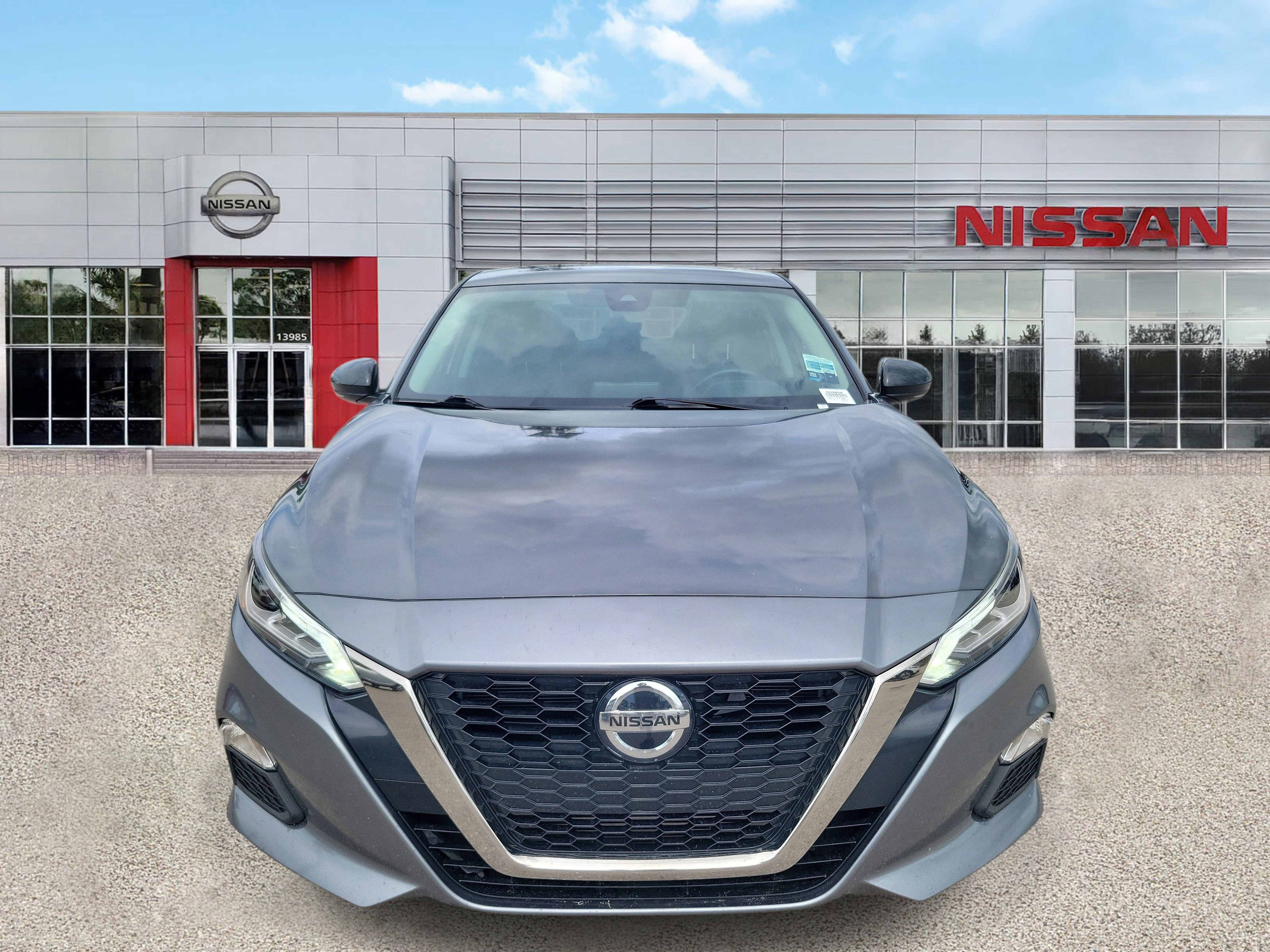 2021 Nissan Altima 2.0 SR