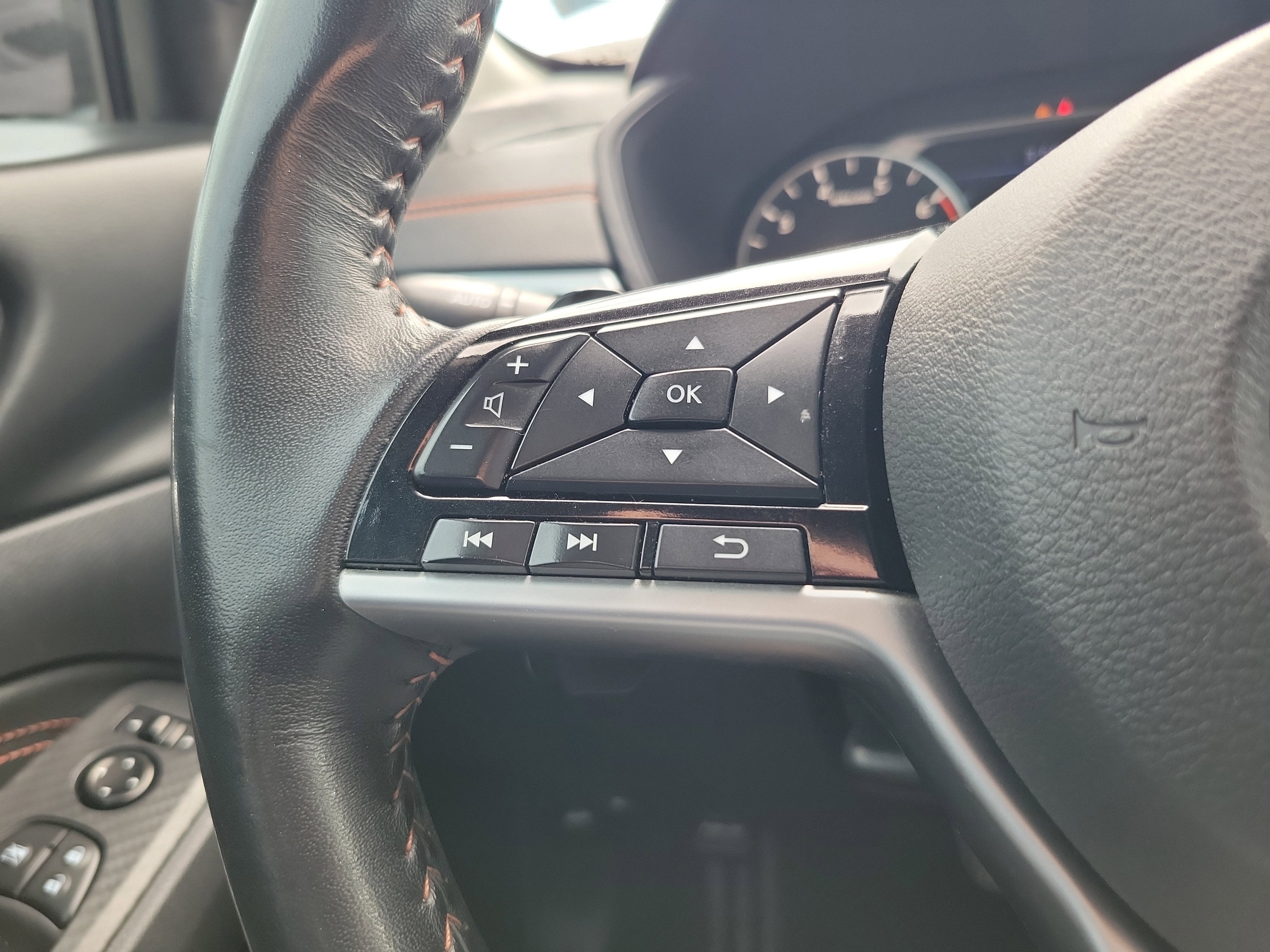 2021 Nissan Altima 2.0 SR