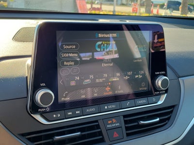 2025 Nissan Altima SR