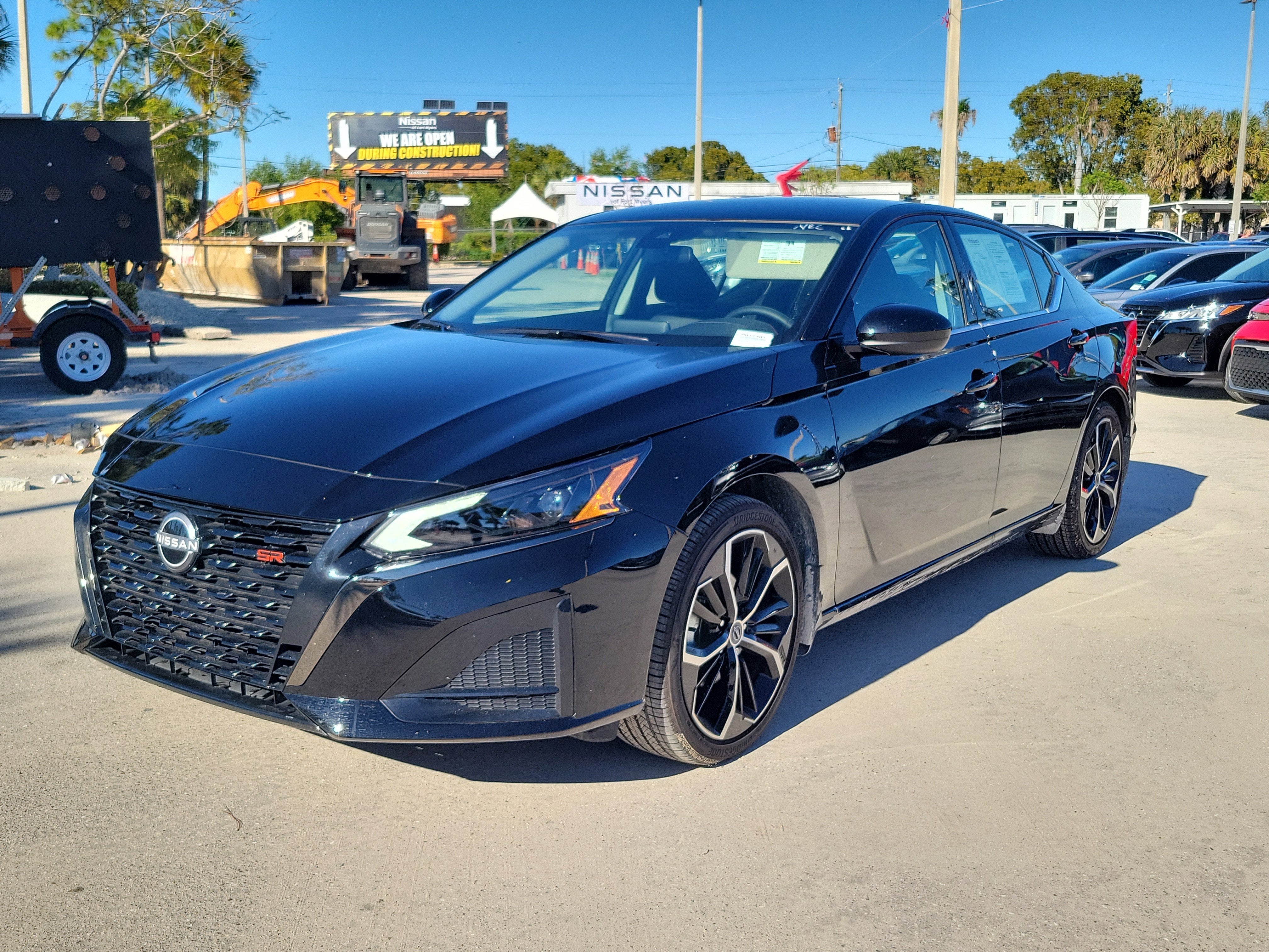 2025 Nissan Altima SR