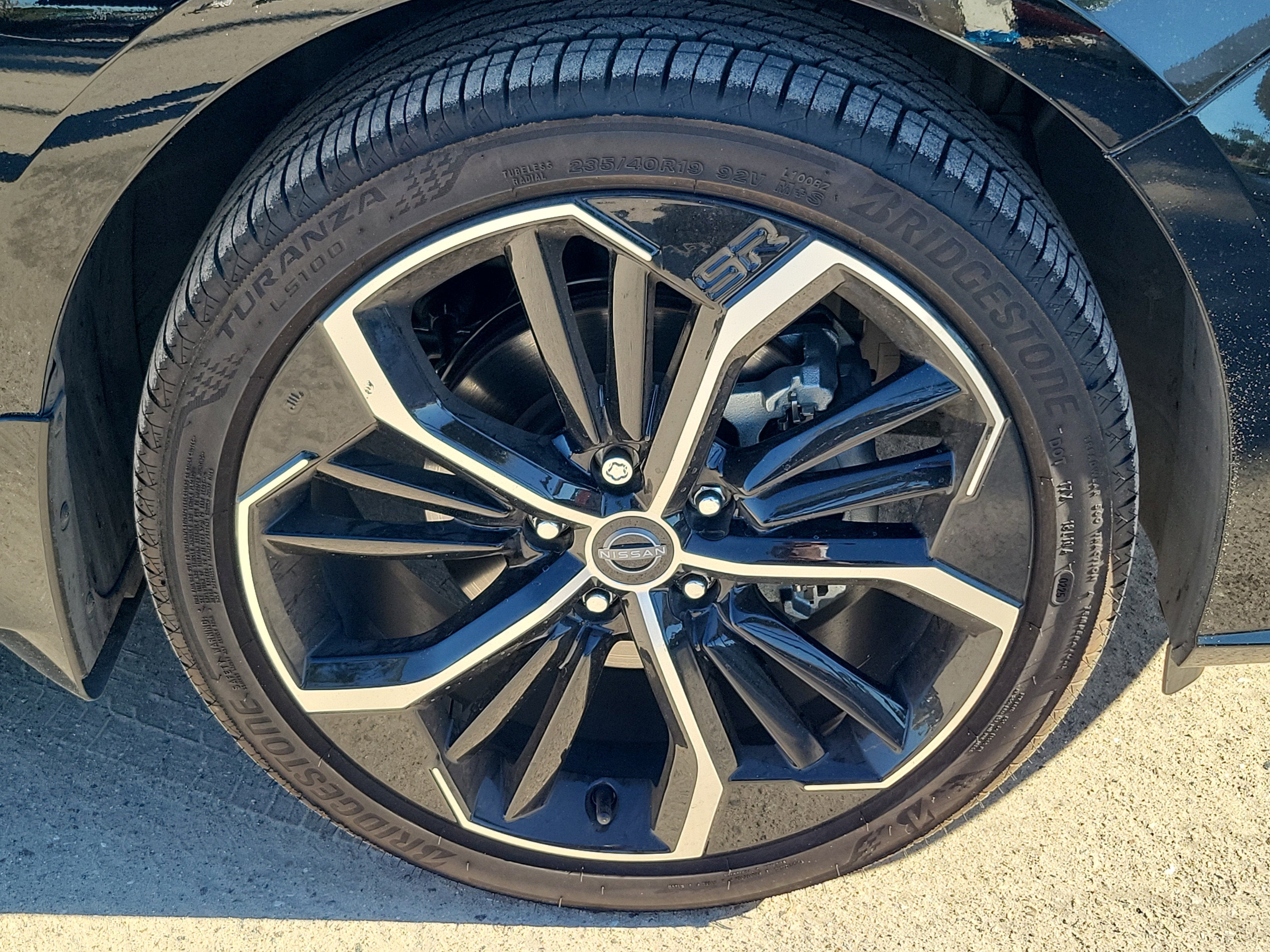 2025 Nissan Altima SR