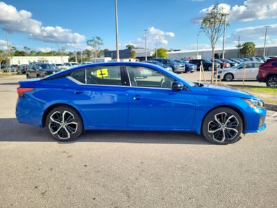 2025 Nissan Altima SR