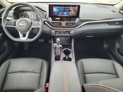 2025 Nissan Altima SR