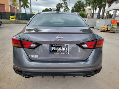 2025 Nissan Altima SR