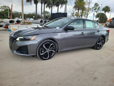 2025 Nissan Altima SR