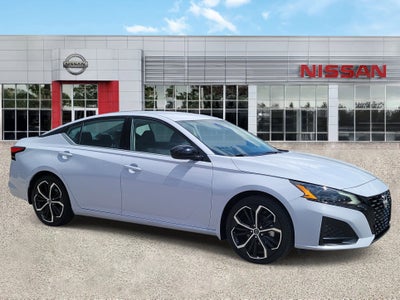 2025 Nissan Altima SR
