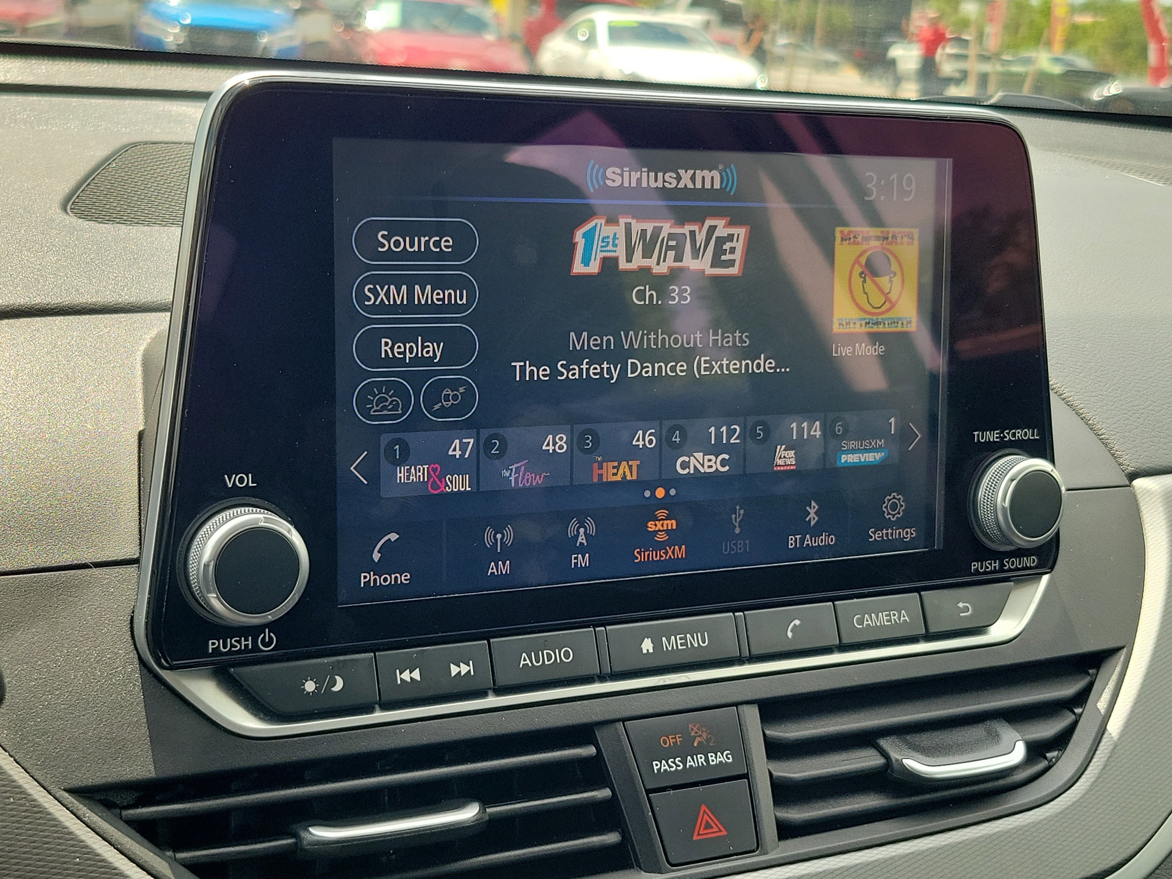 2025 Nissan Altima SR