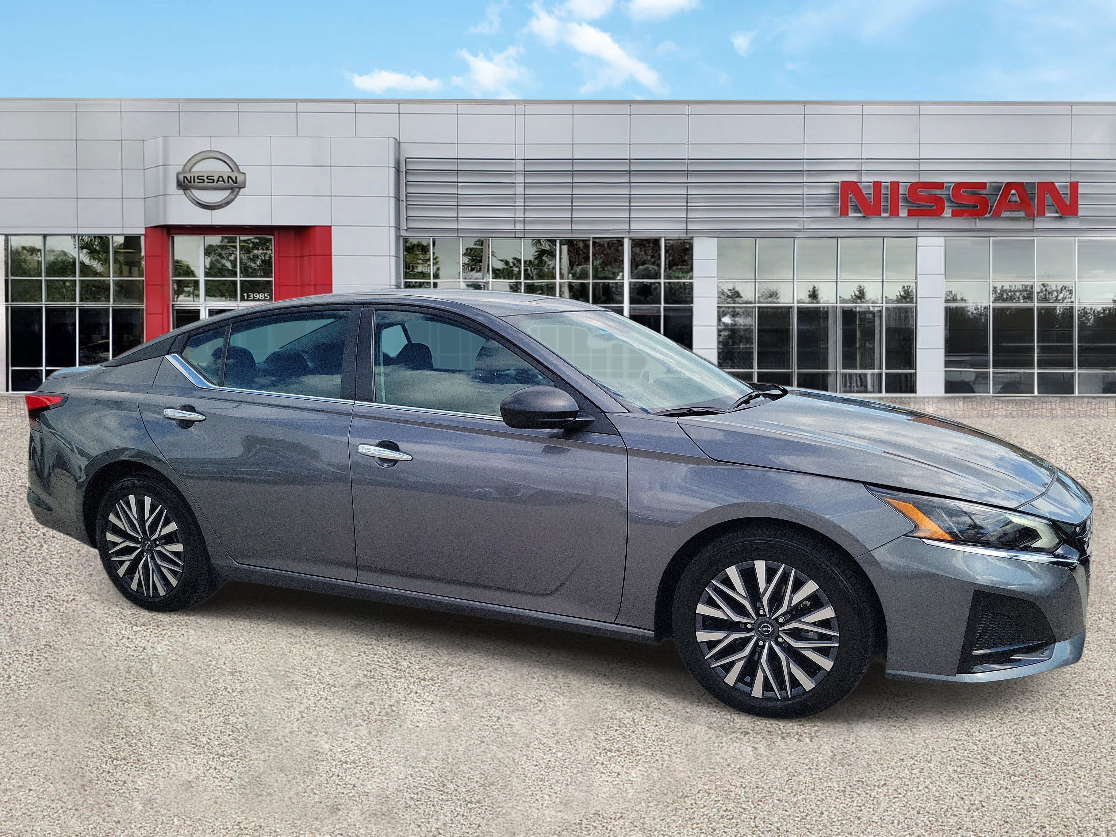 2025 Nissan Altima SV