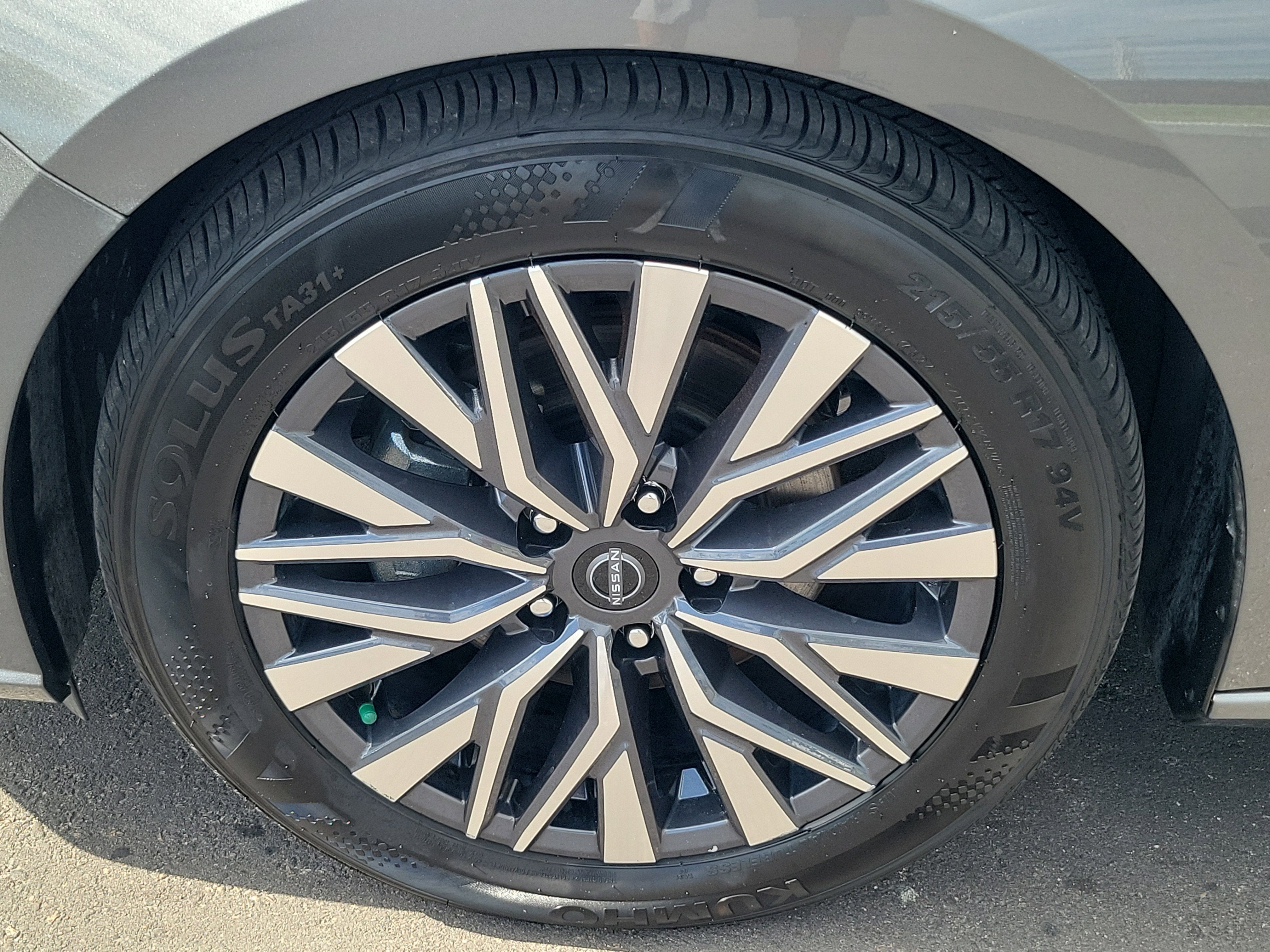 2025 Nissan Altima SV