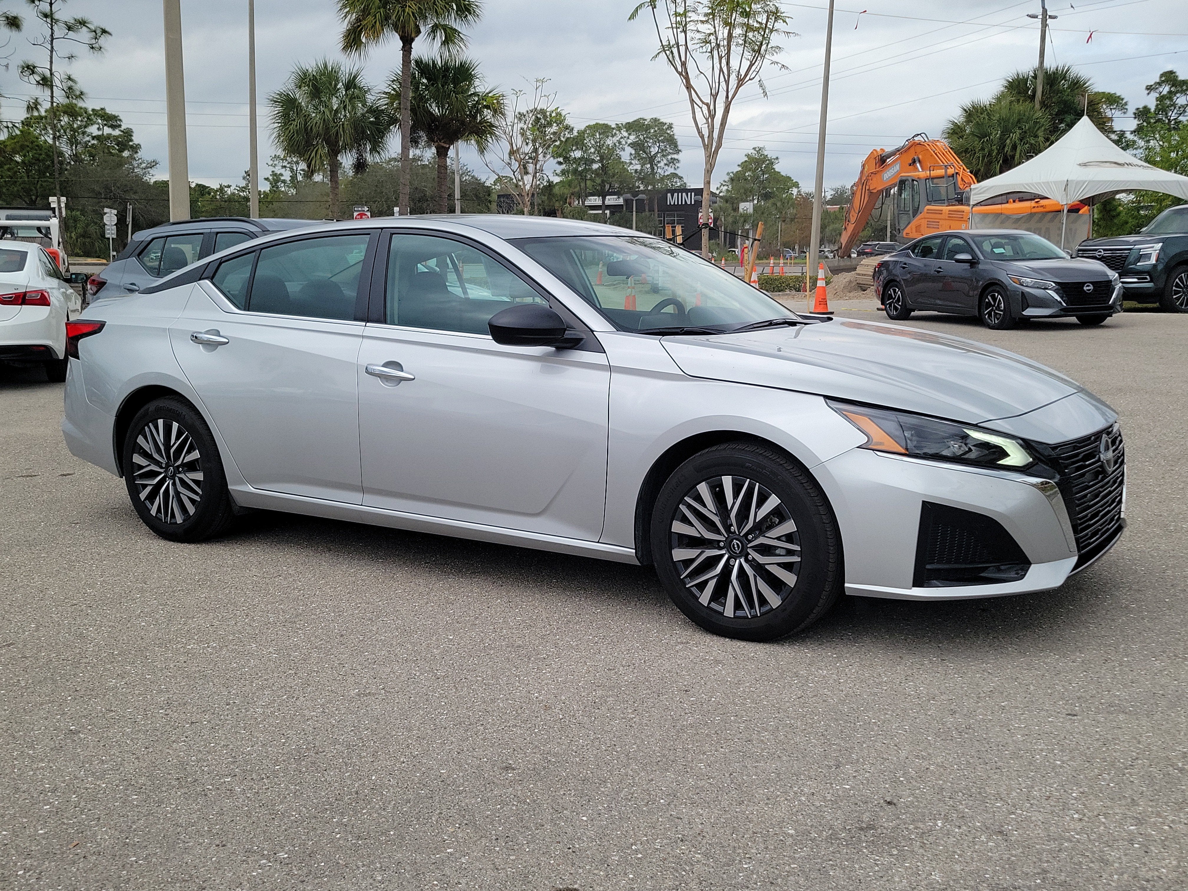 2025 Nissan Altima SV