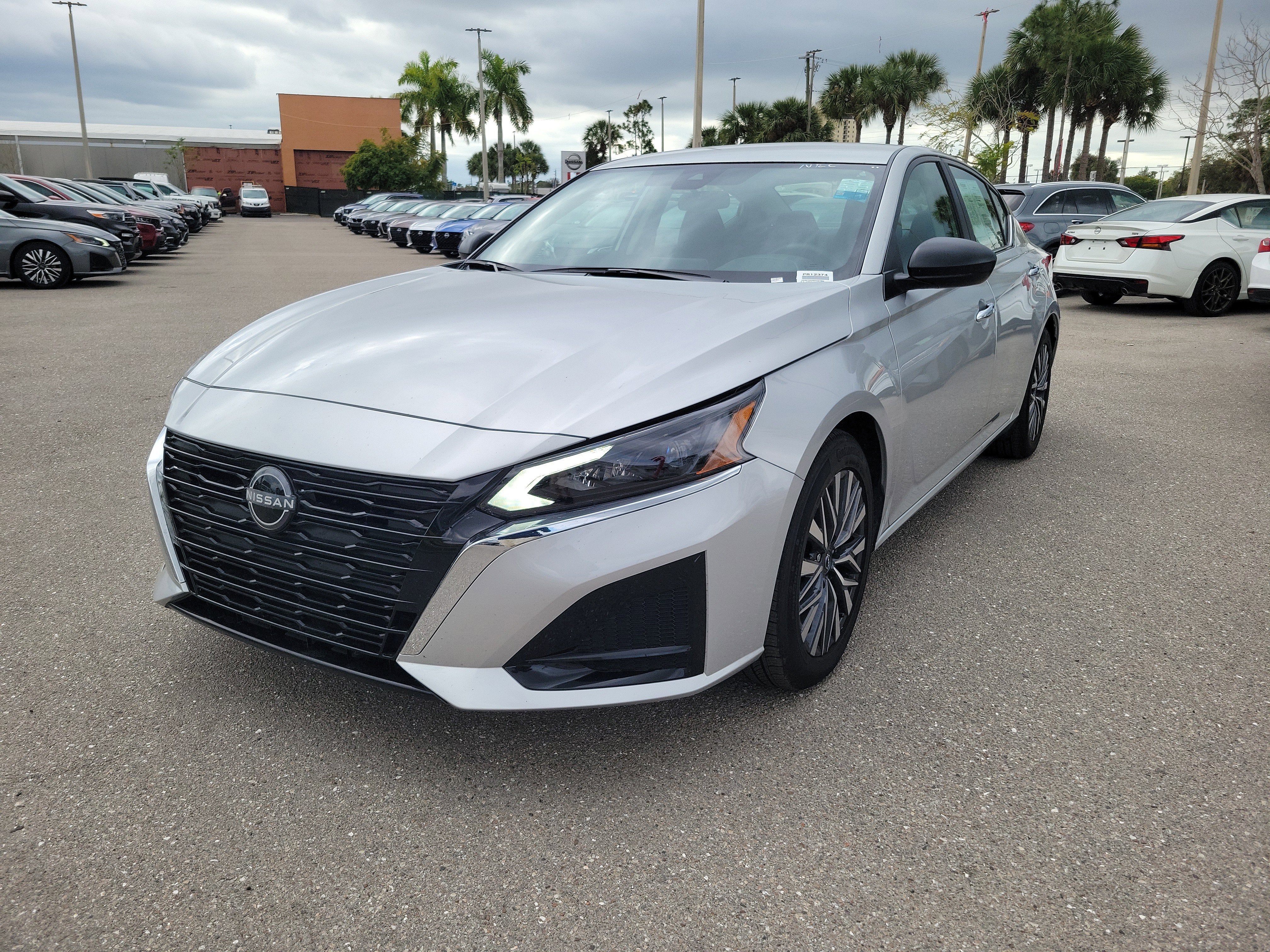 2025 Nissan Altima SV