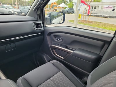 2024 Nissan Titan SV