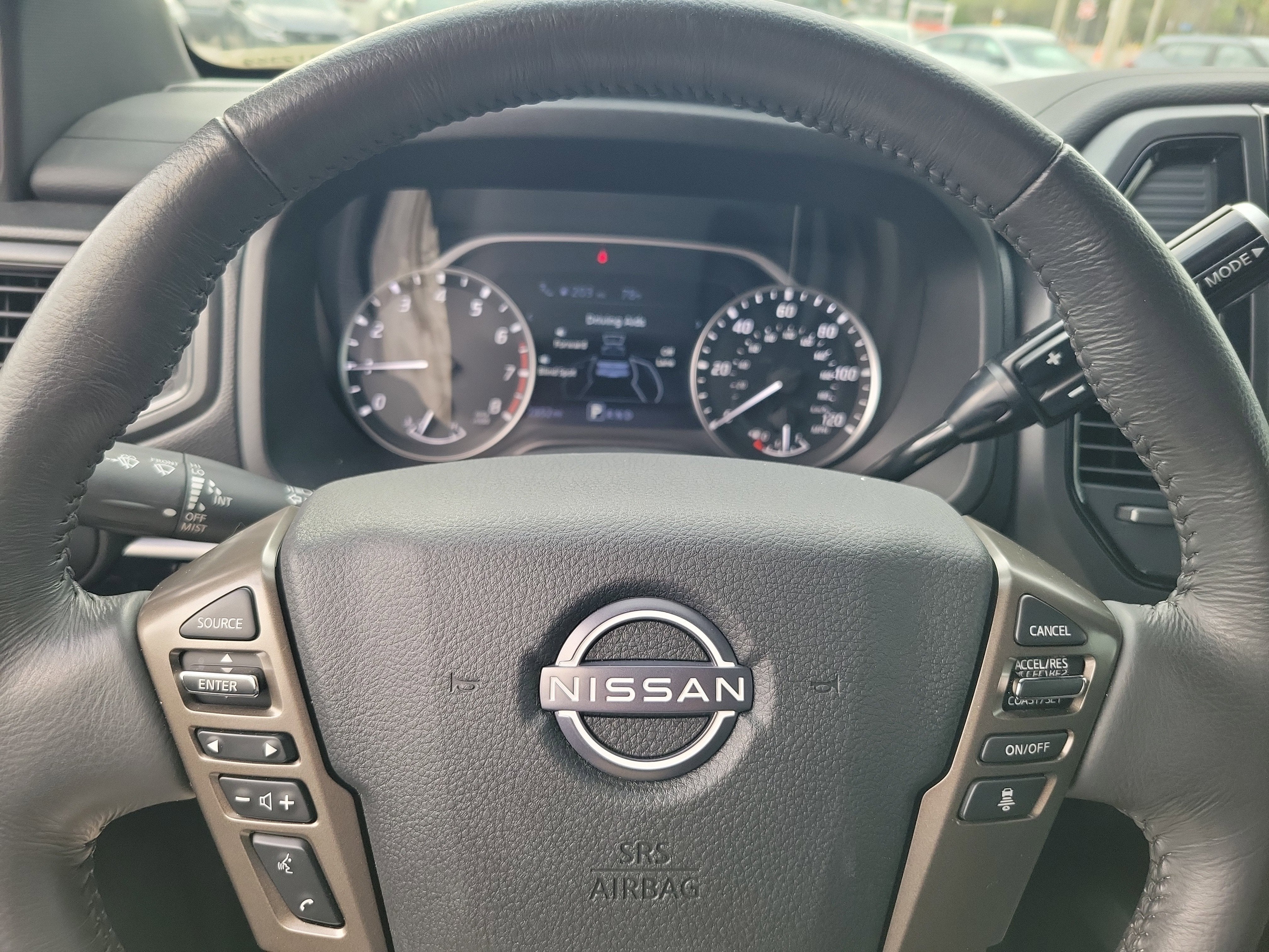 2024 Nissan Titan SV