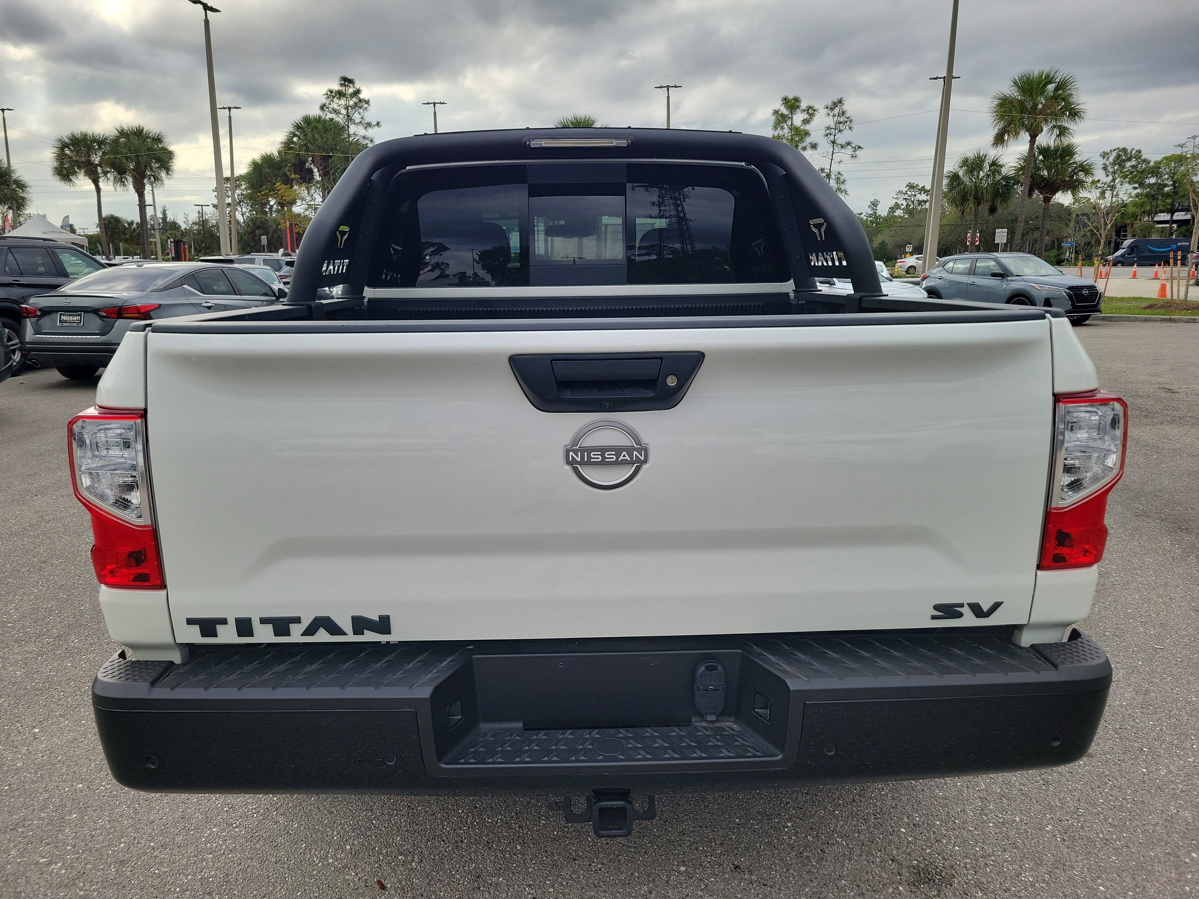 2024 Nissan Titan SV