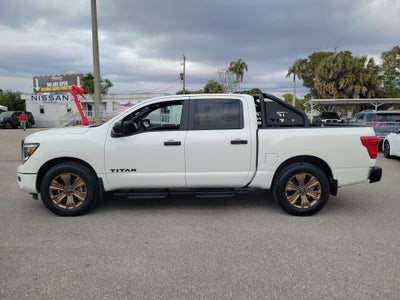 2024 Nissan Titan SV