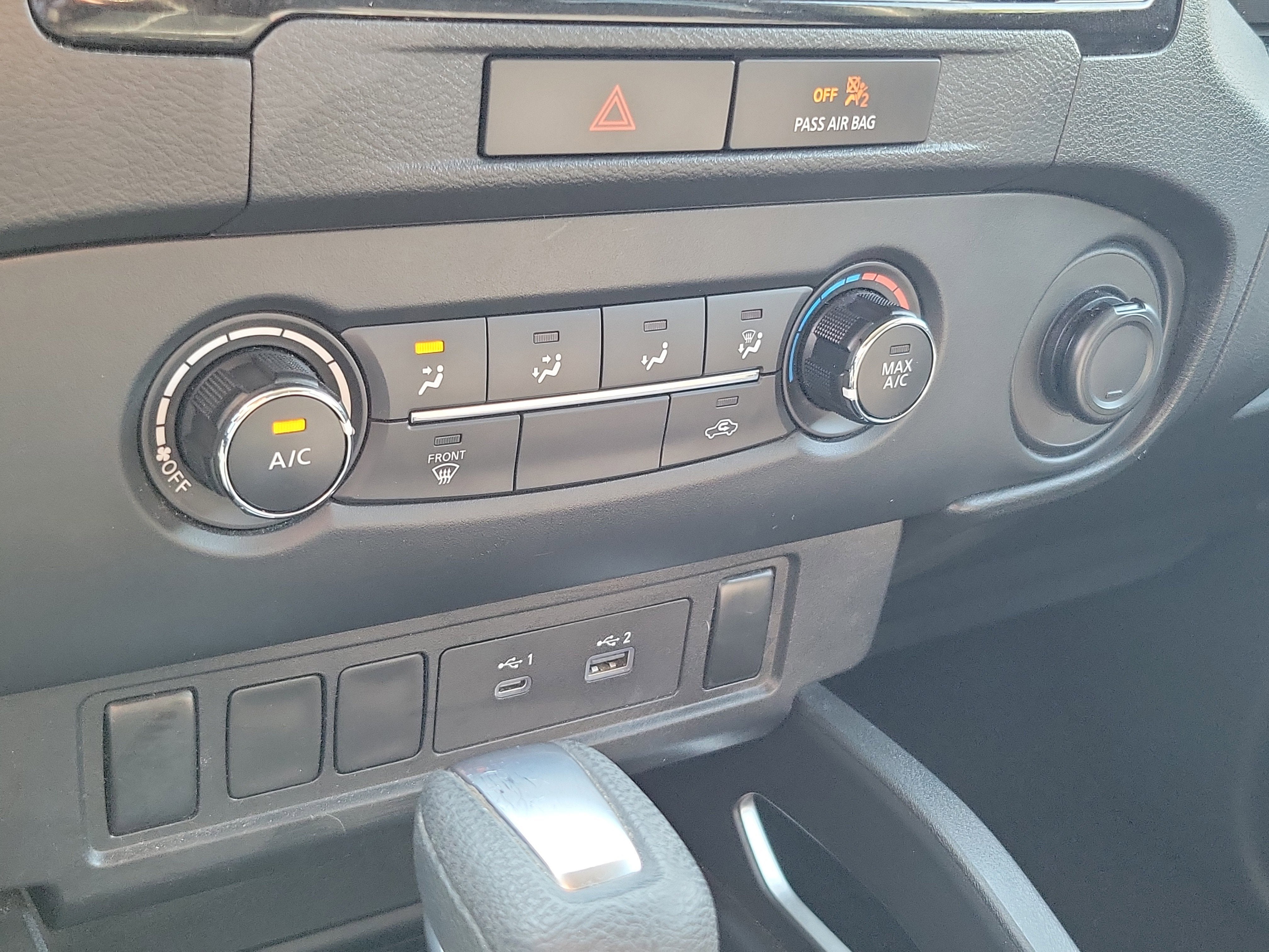 2022 Nissan Frontier SV