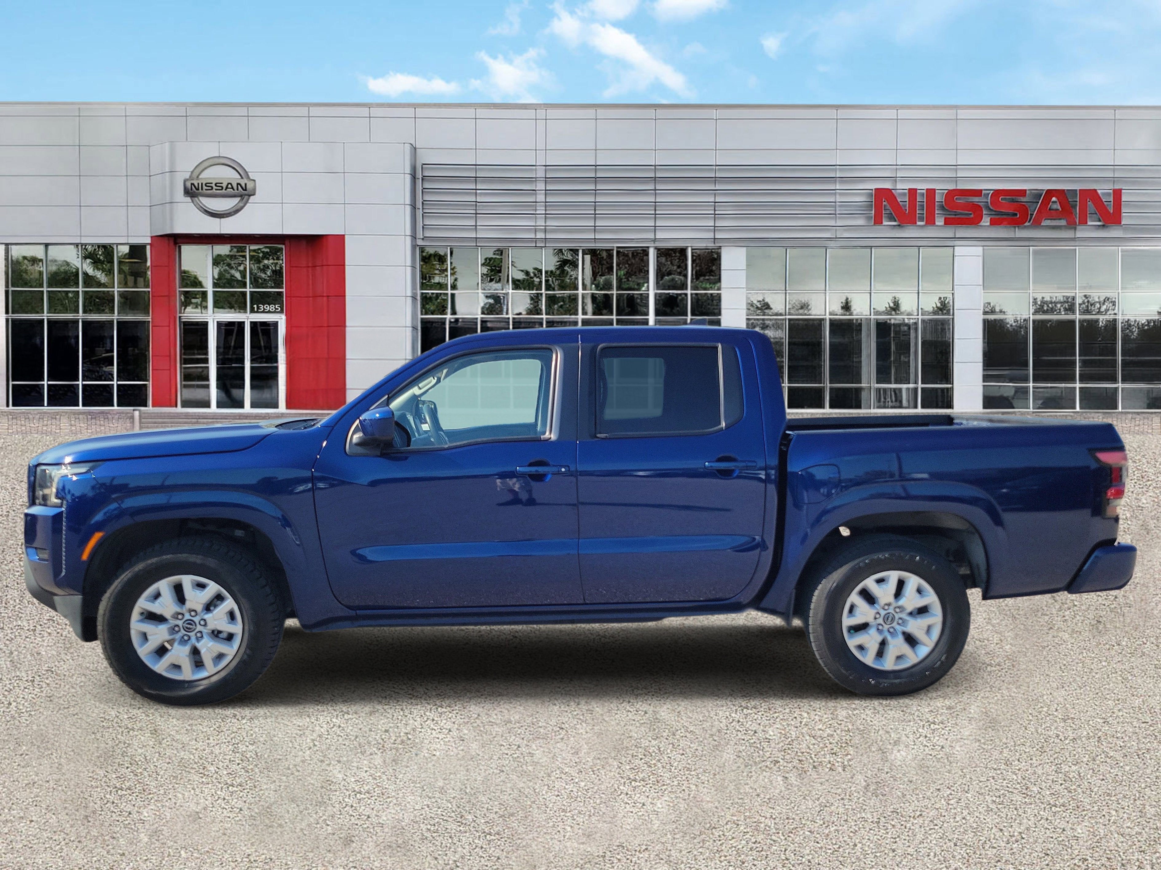 2022 Nissan Frontier SV