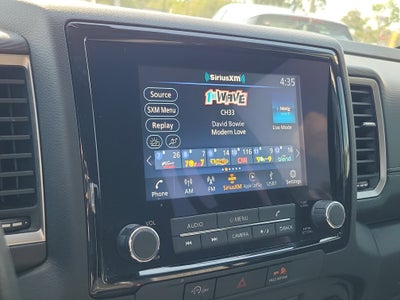 2024 Nissan Frontier SL