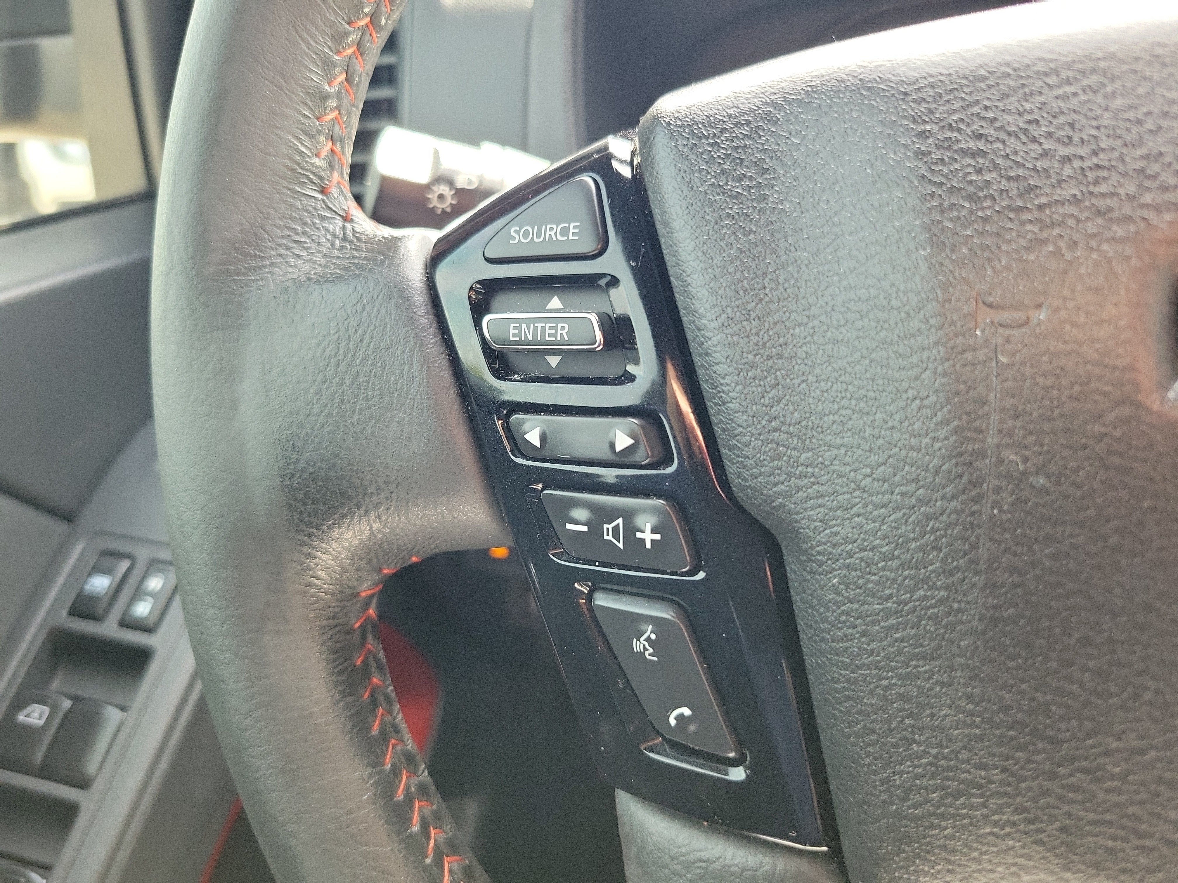 2024 Nissan Frontier PRO-X