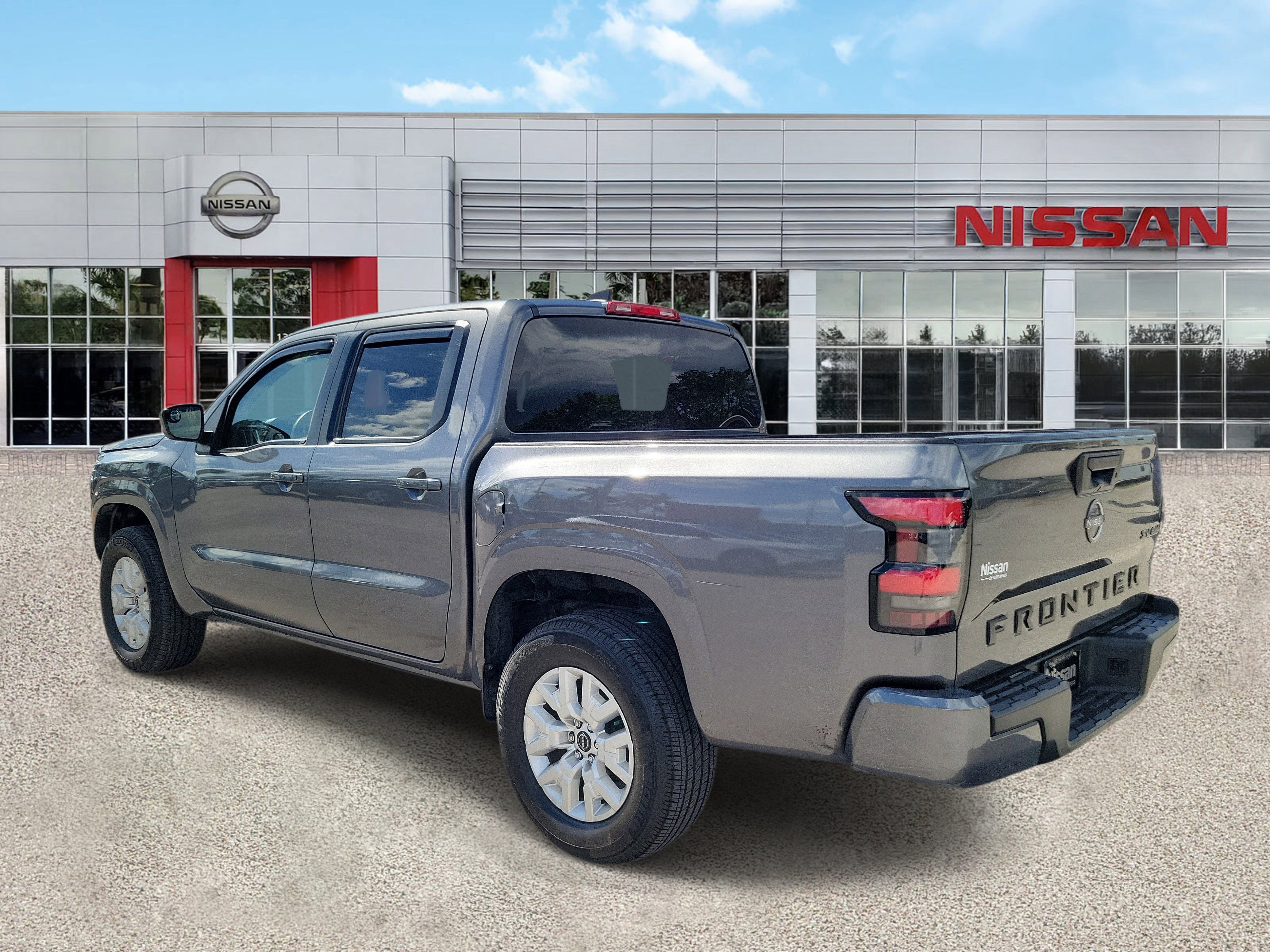 2023 Nissan Frontier SV