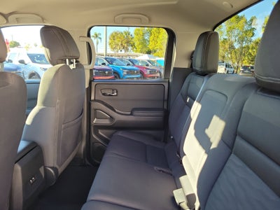 2024 Nissan Frontier SV