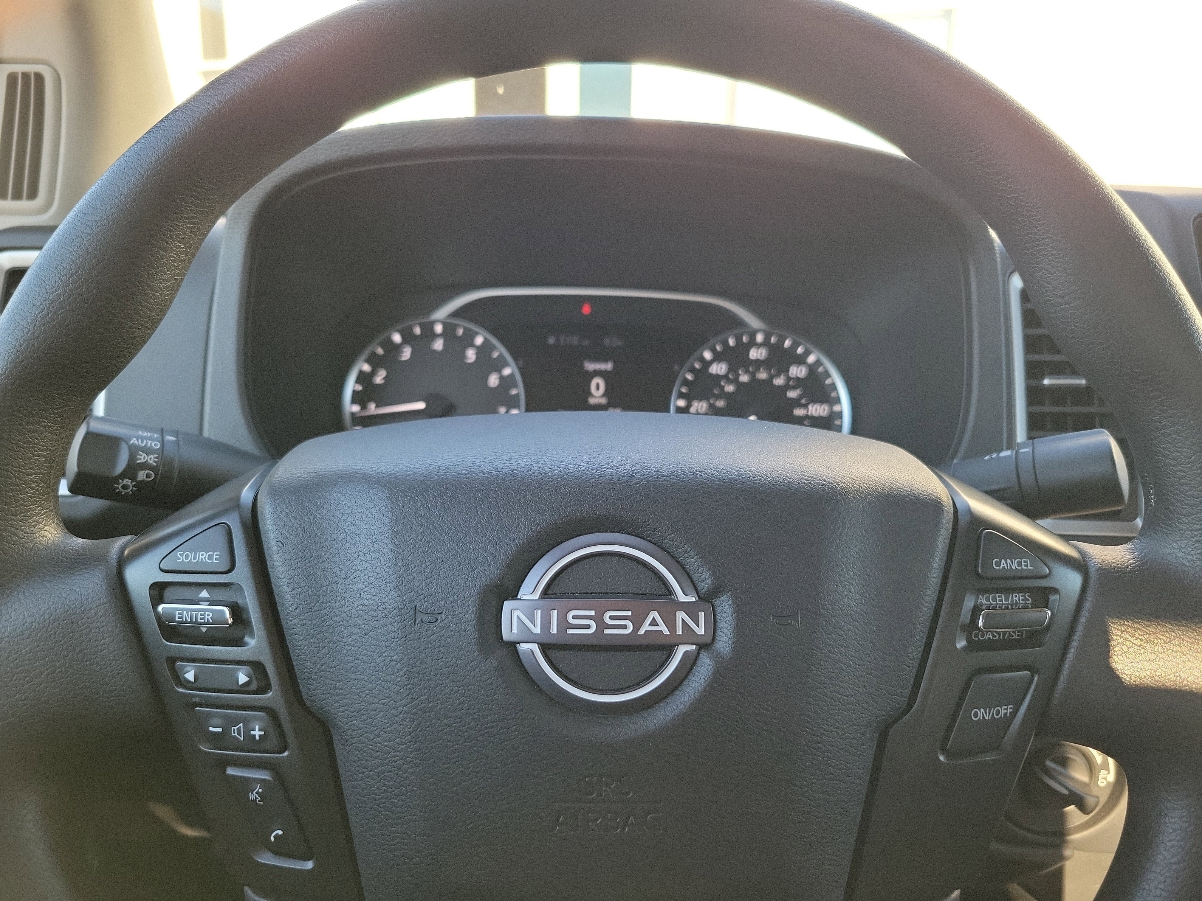 2024 Nissan Frontier SV