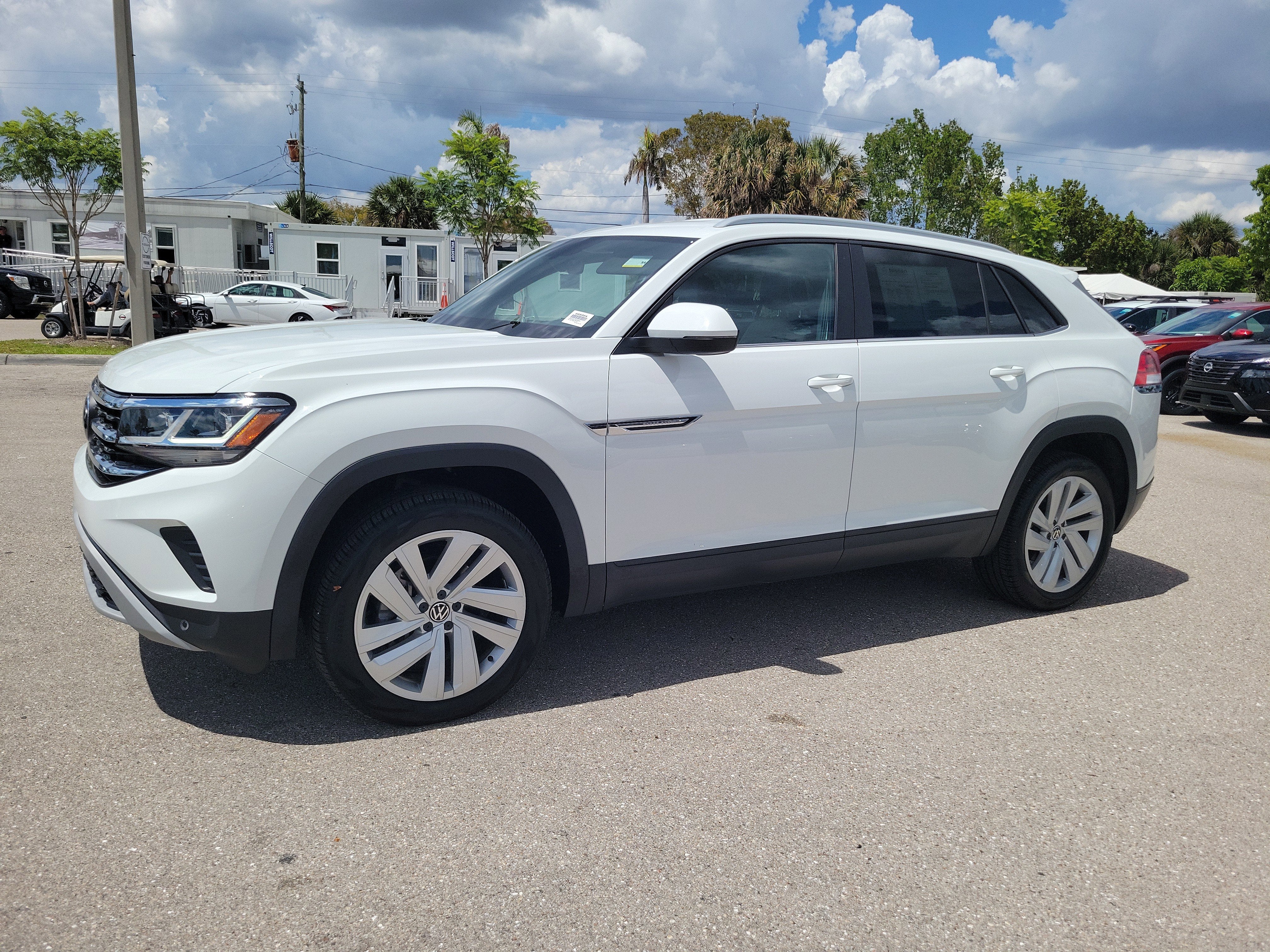 2021 Volkswagen Atlas Cross Sport 2.0T SE w/Technology