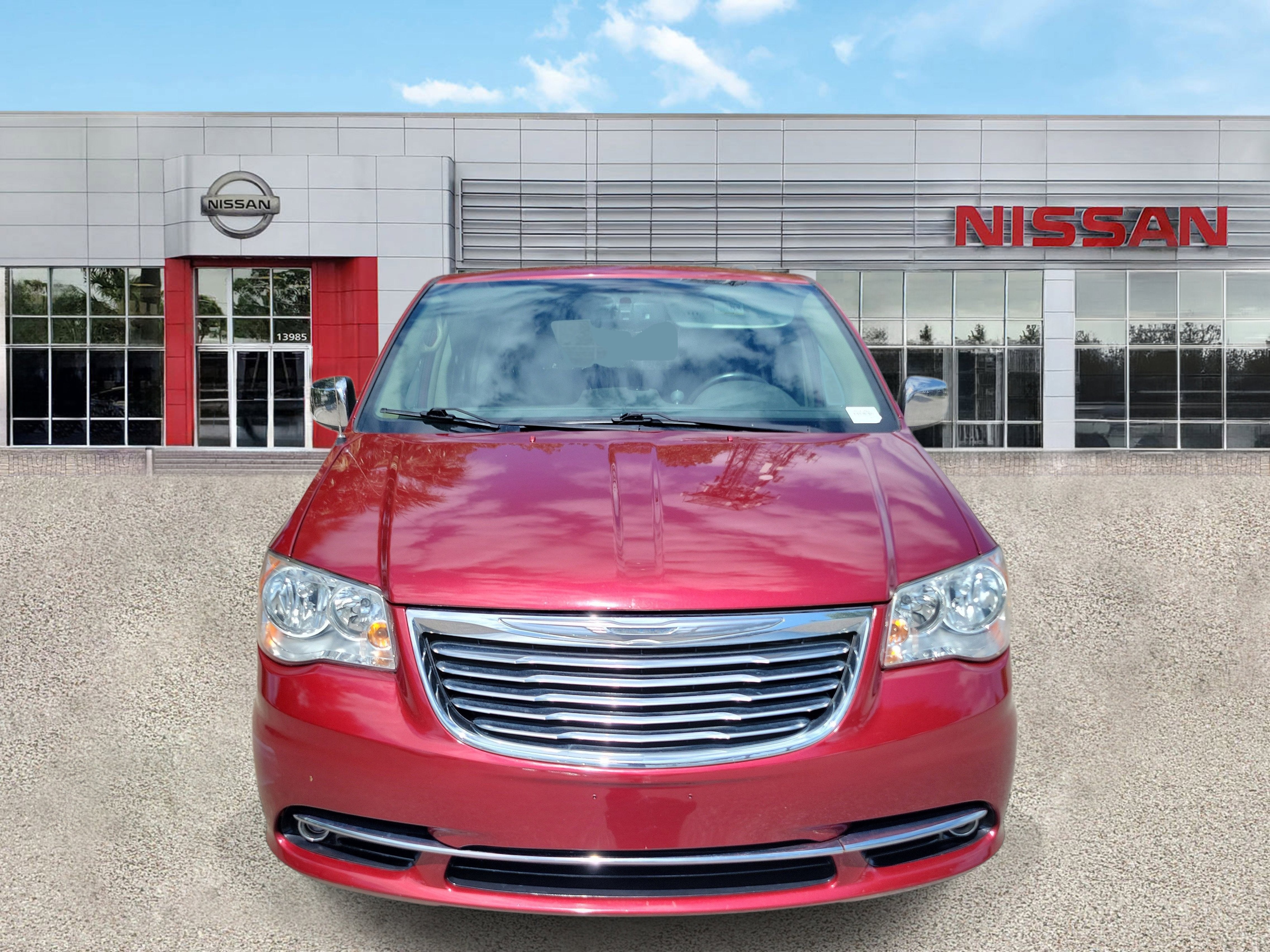2014 Chrysler Town & Country Touring-L
