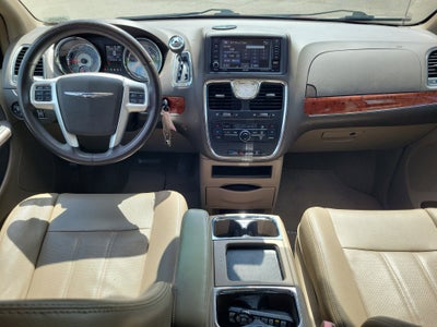 2014 Chrysler Town & Country Touring-L