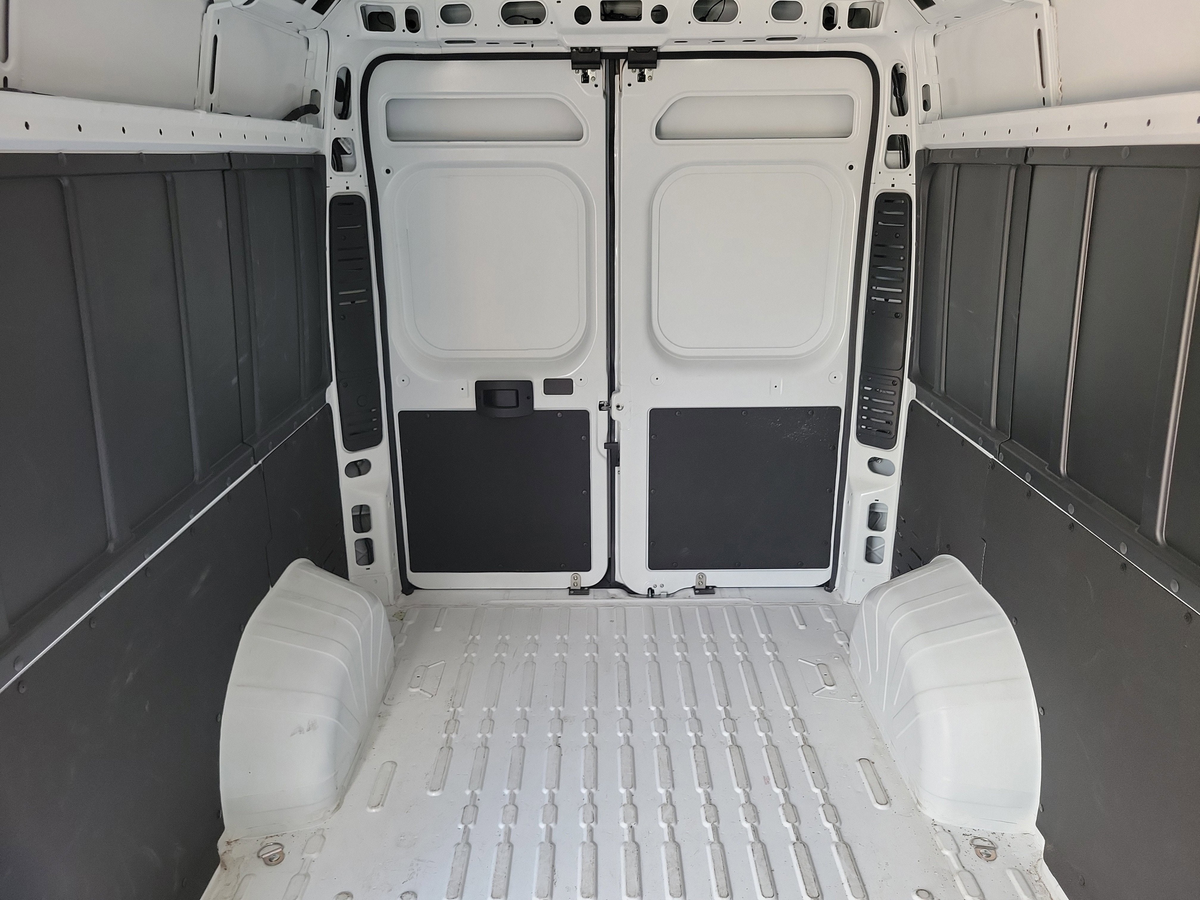 2026 RAM ProMaster Cargo Van Tradesman