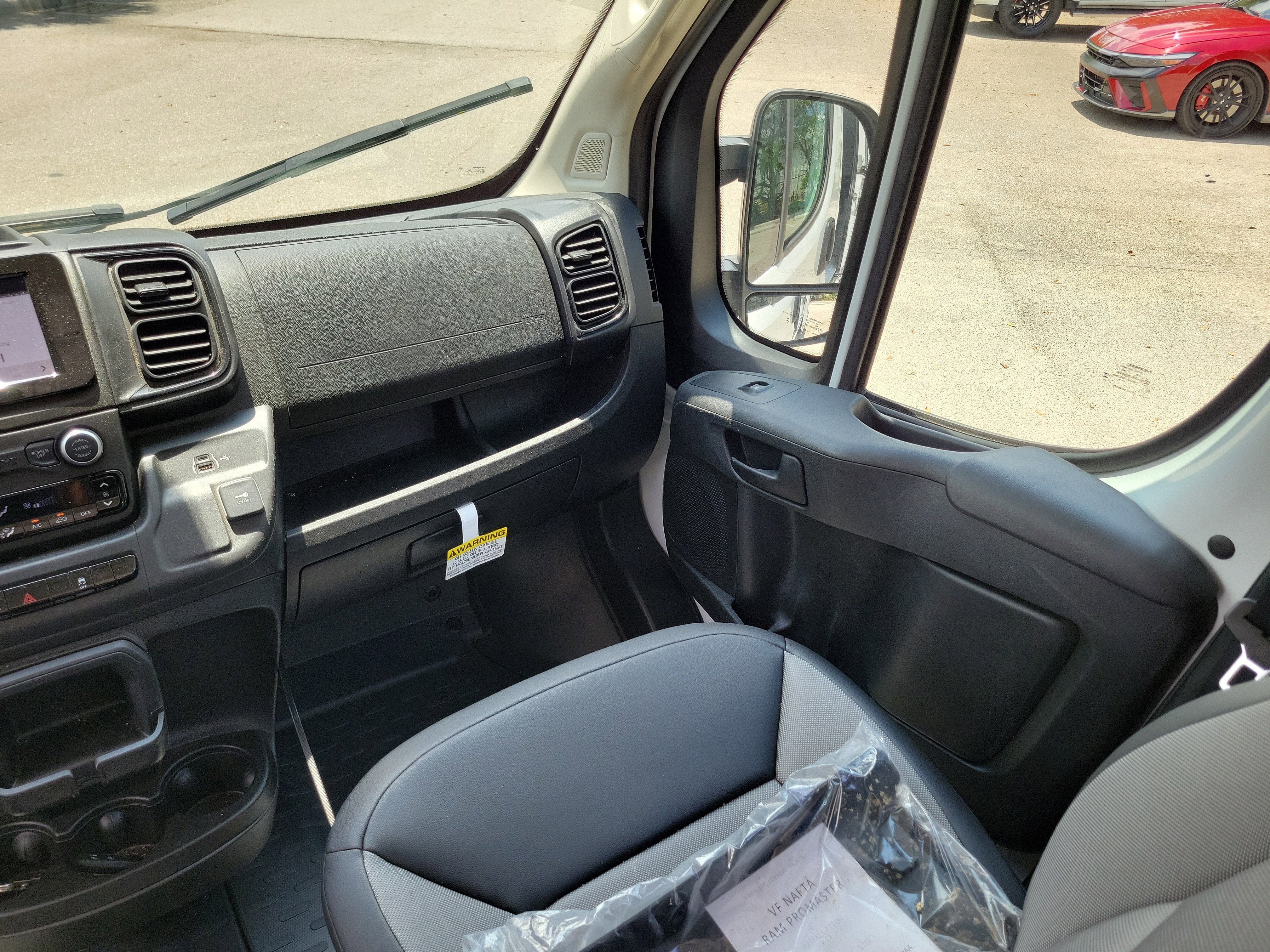 2026 RAM ProMaster Cargo Van Tradesman