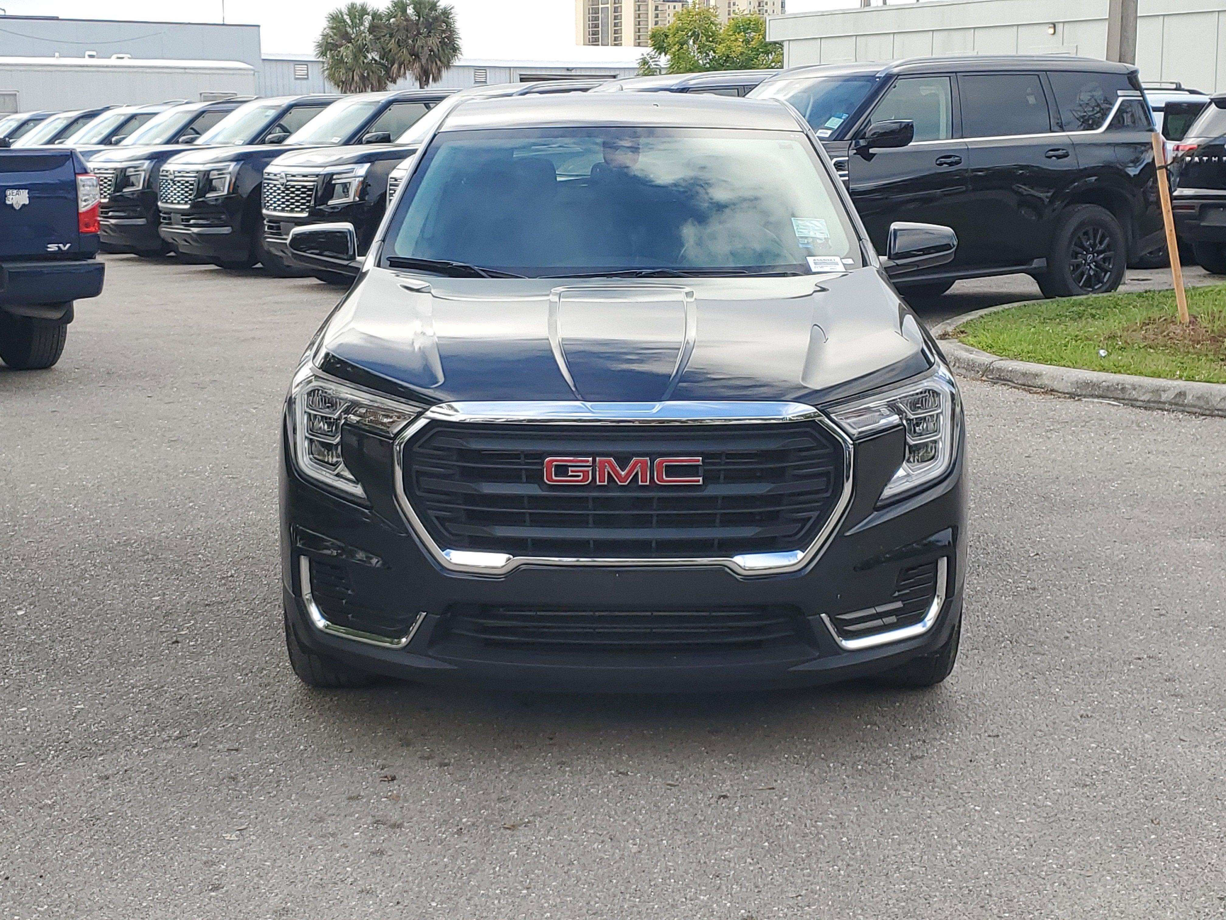 2024 GMC Terrain SLE
