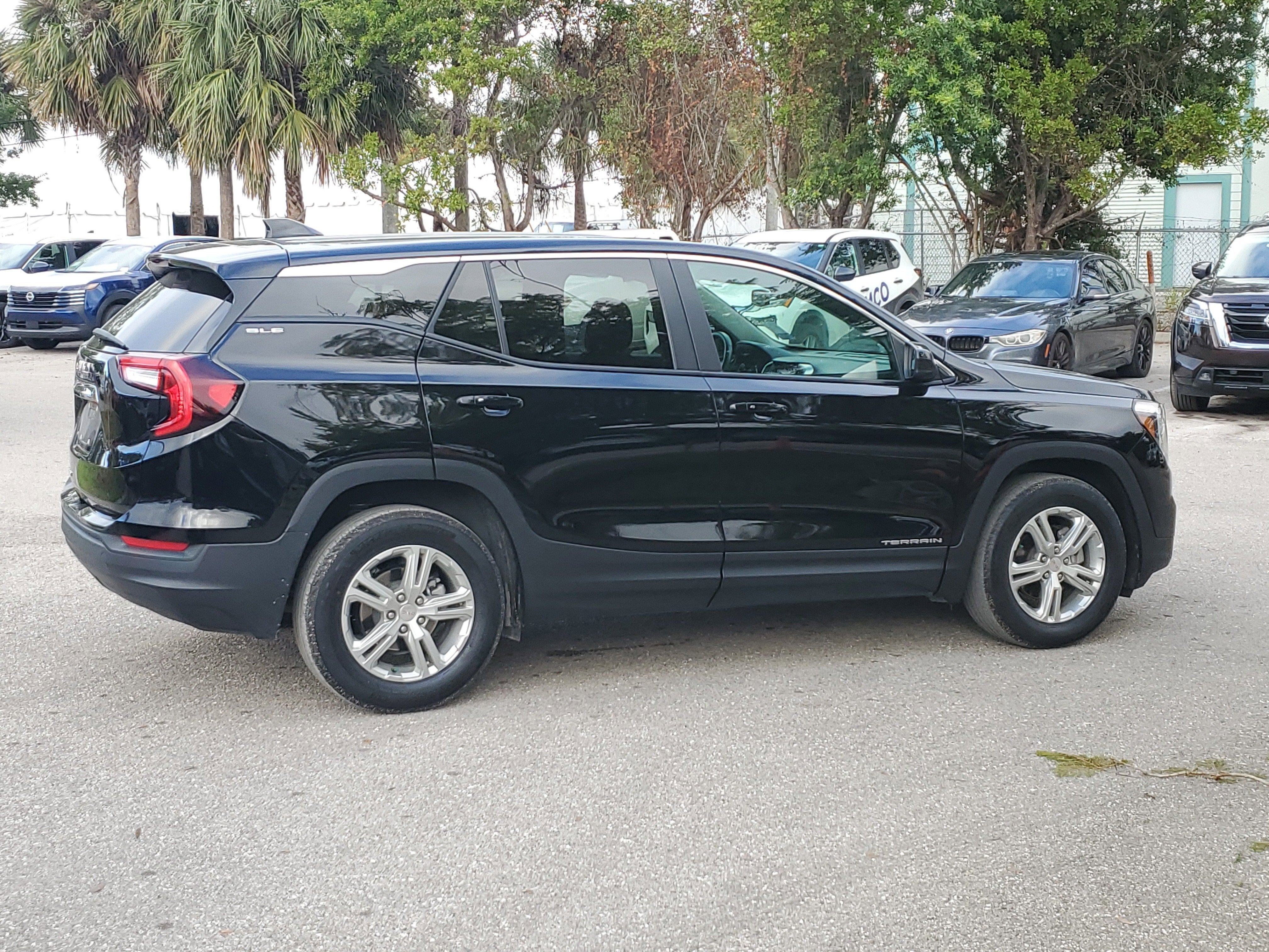 2024 GMC Terrain SLE